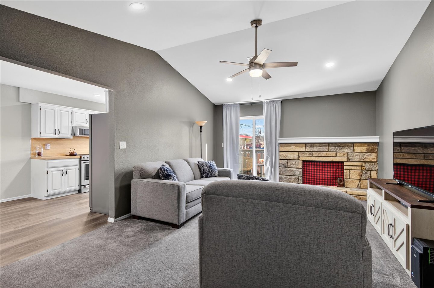 5209 Nowata Road B#203 Property Photo 4