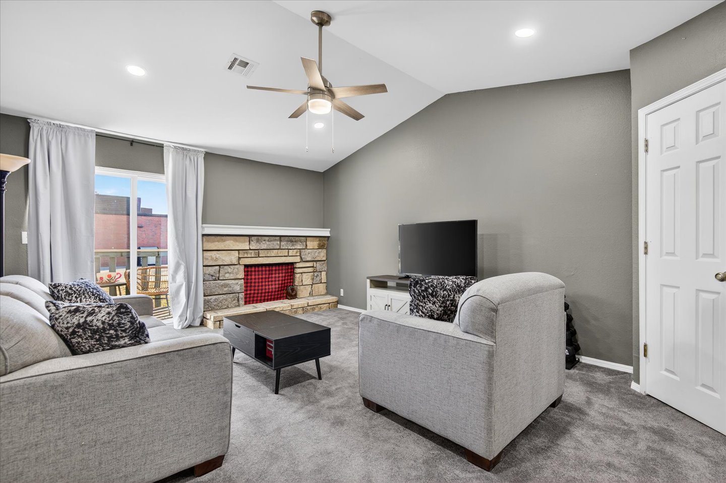 5209 Nowata Road B#203 Property Photo 6