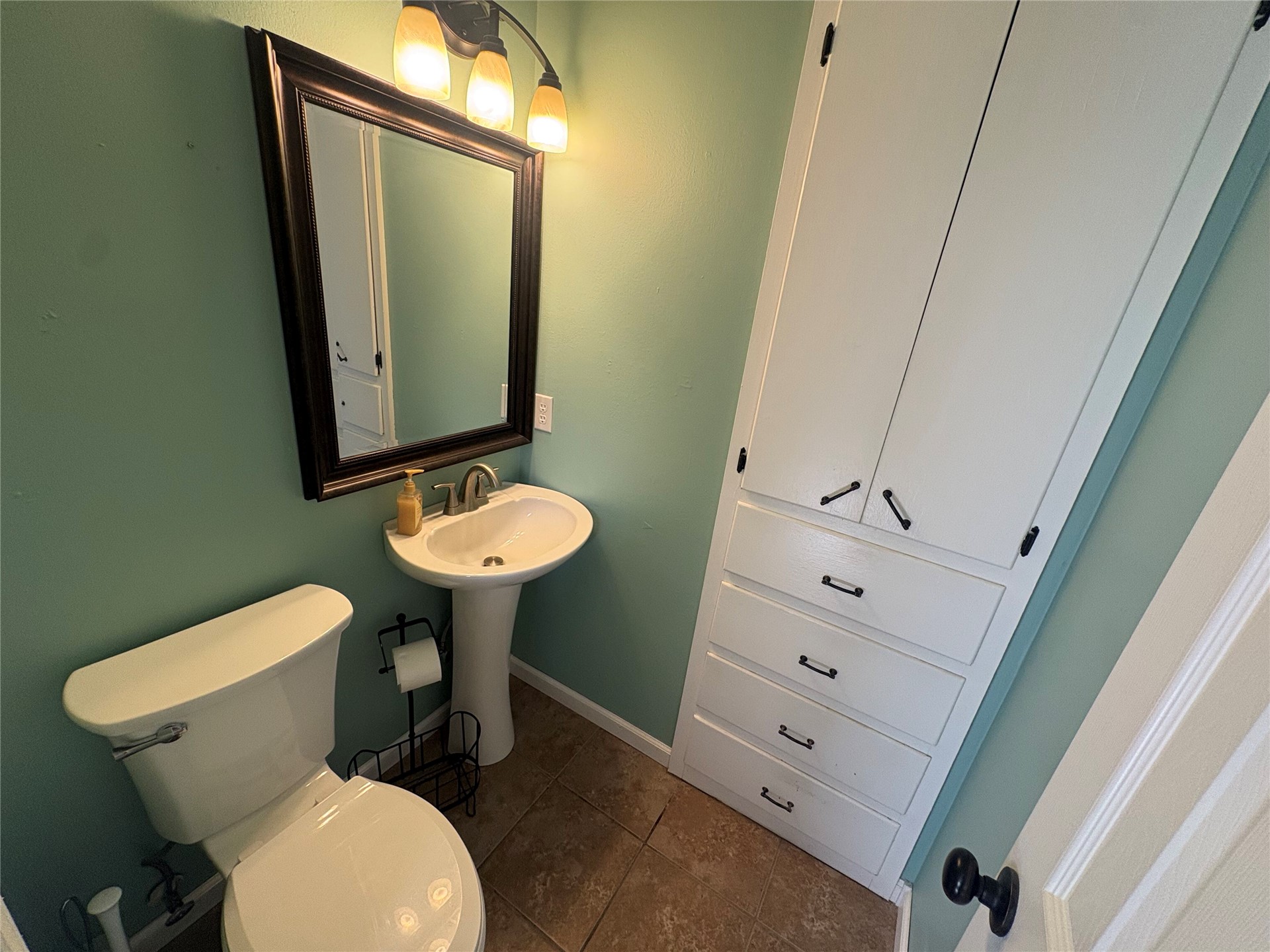 314 N 4th Property Photo 12