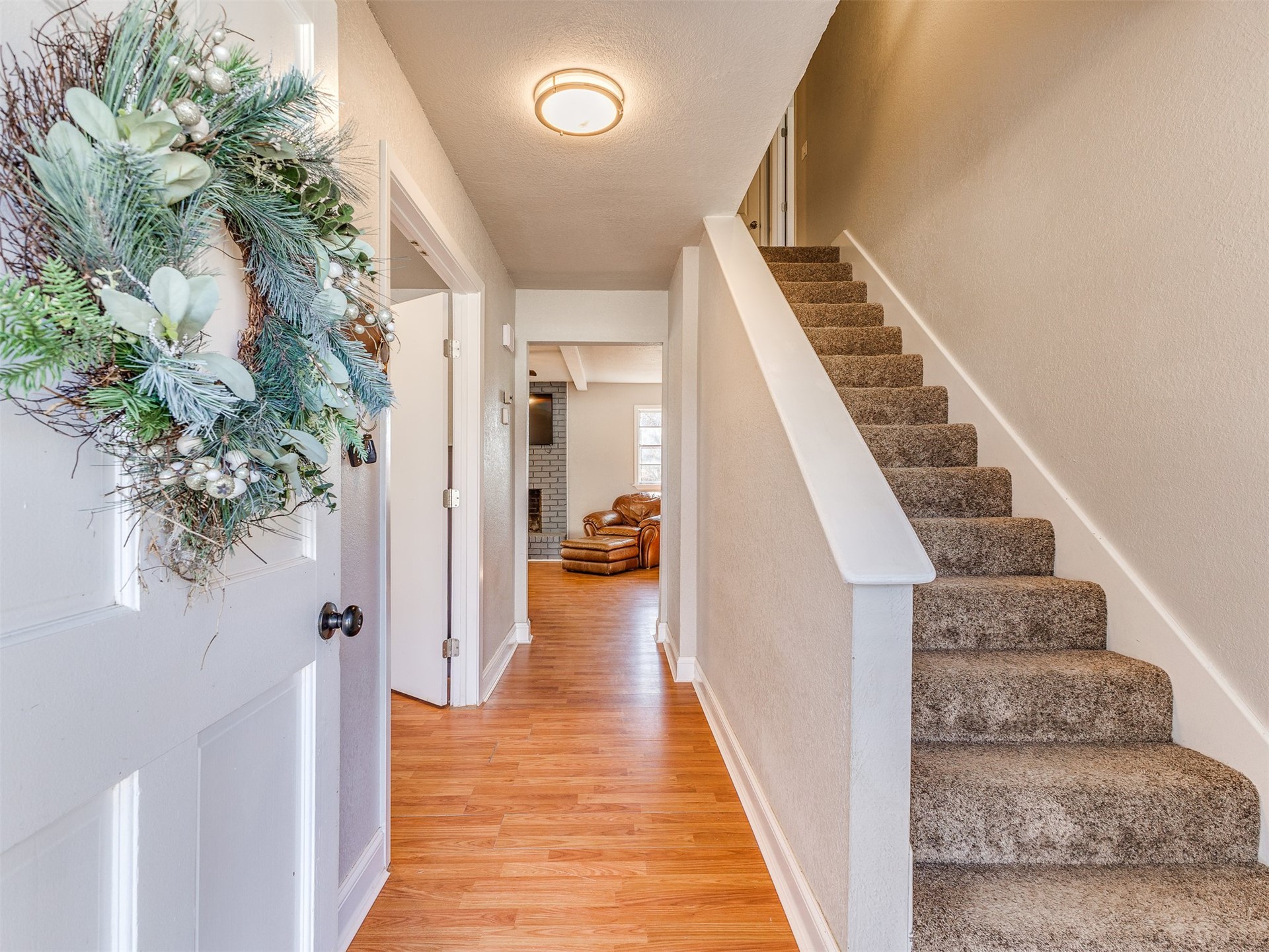 1105 W Delmar Street Property Photo 3