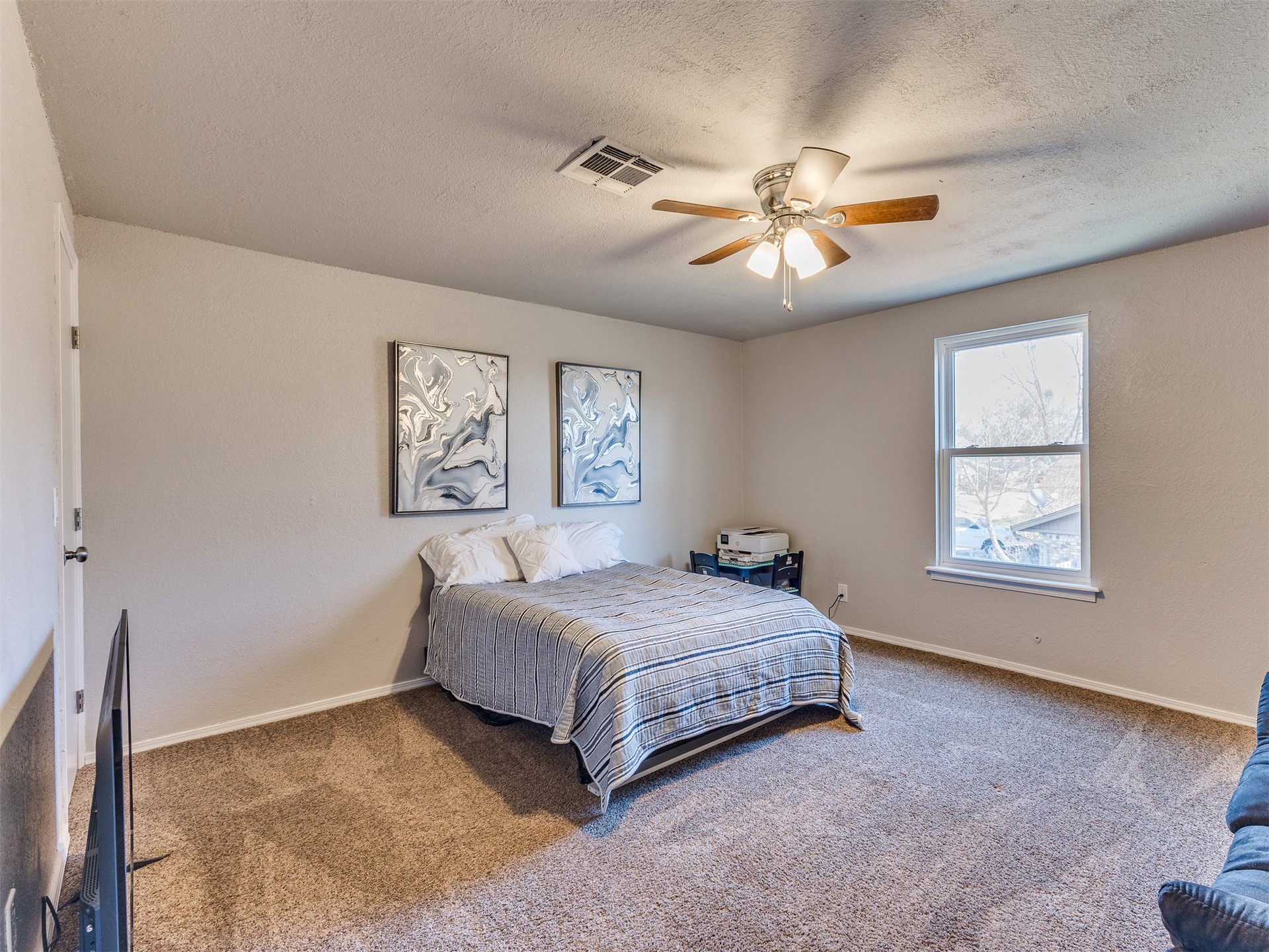 1105 W Delmar Street Property Photo 20