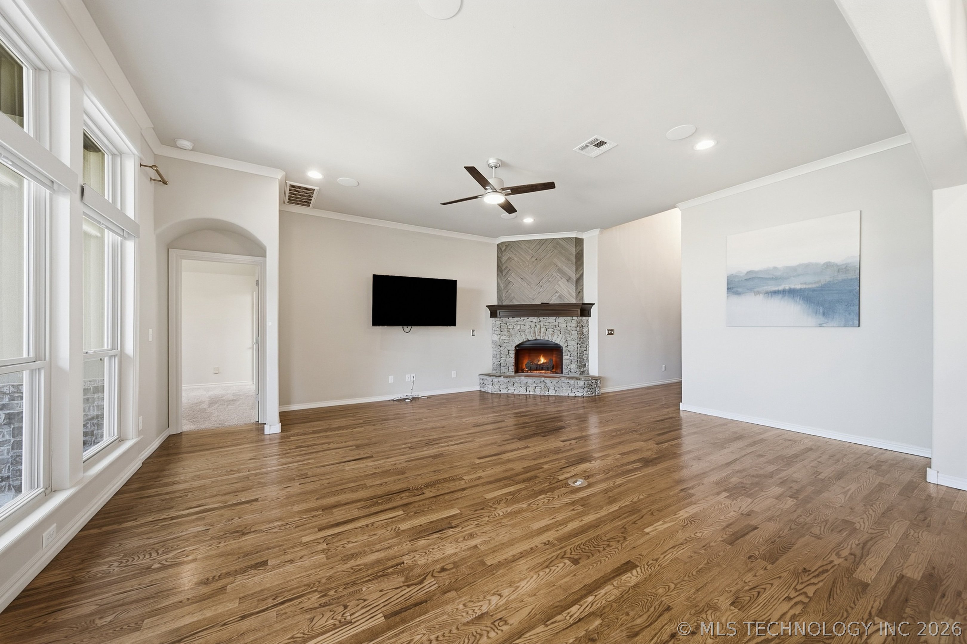 12544 S 71st East Avenue Property Photo 12
