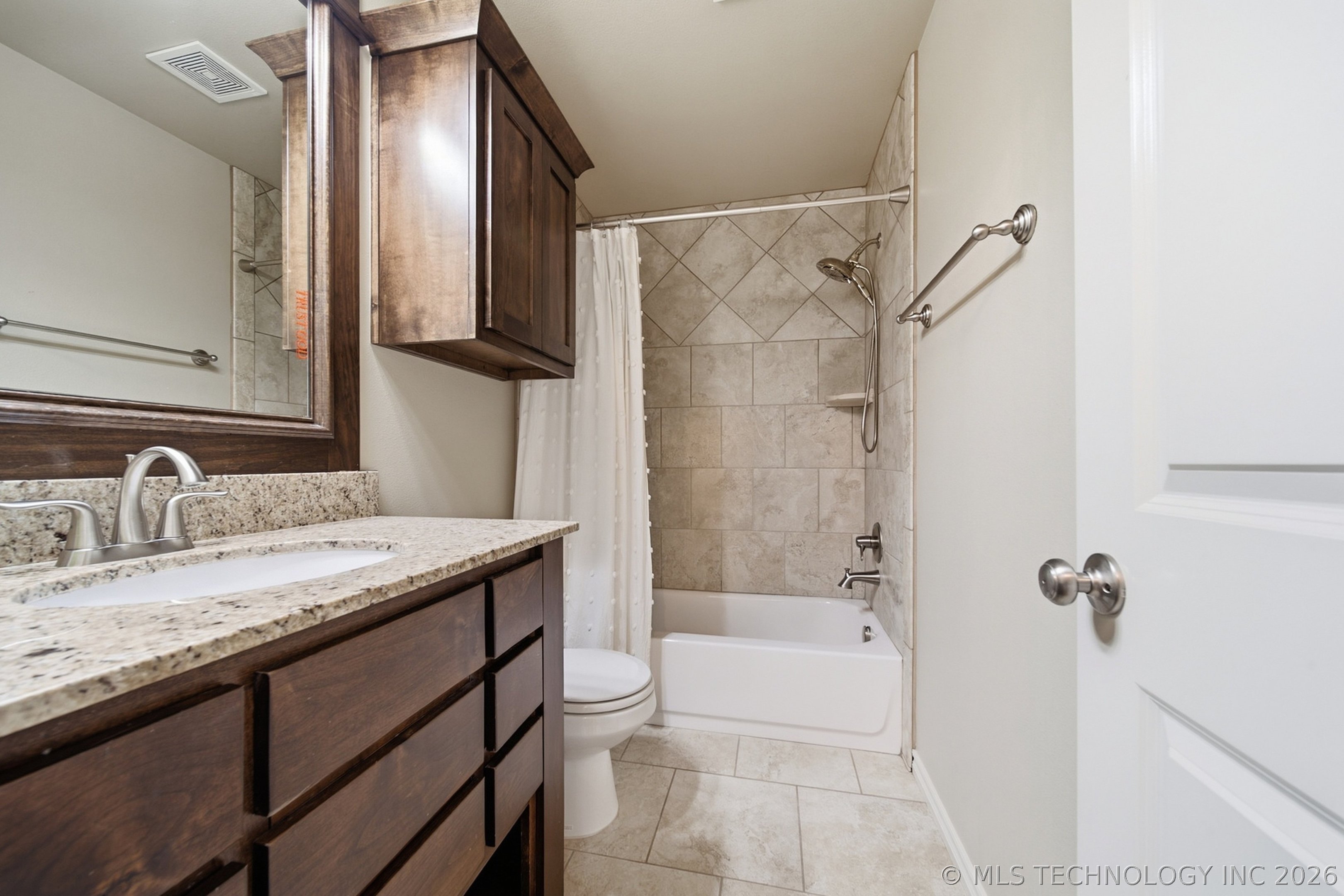 12544 S 71st East Avenue Property Photo 32