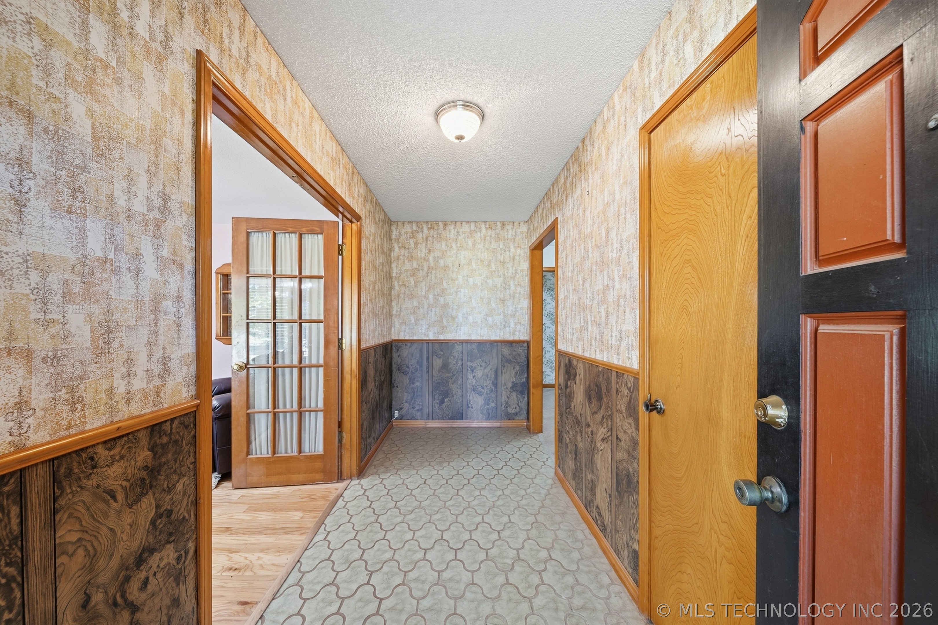 2730 N 24th Street W Property Photo 7
