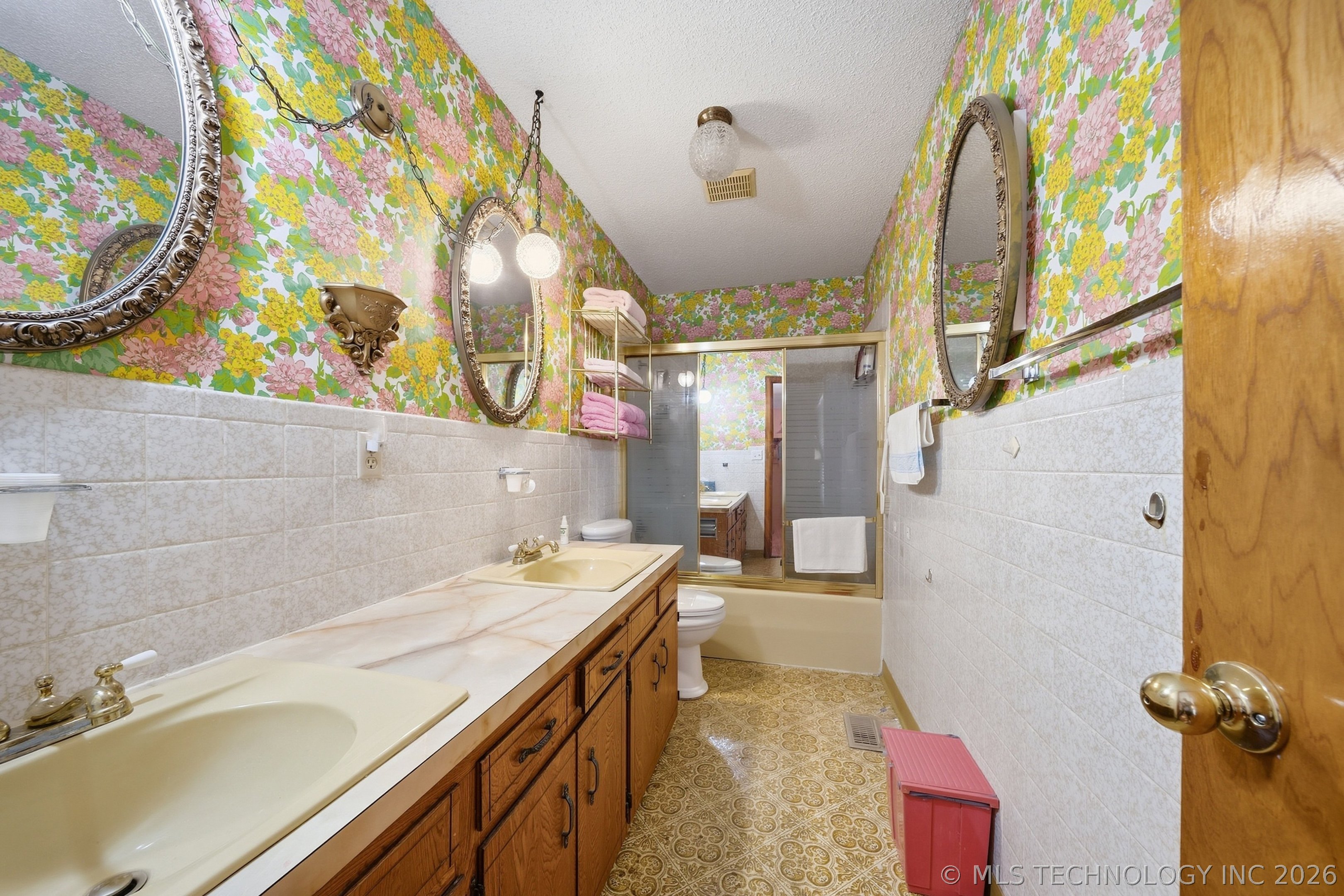 2730 N 24th Street W Property Photo 20