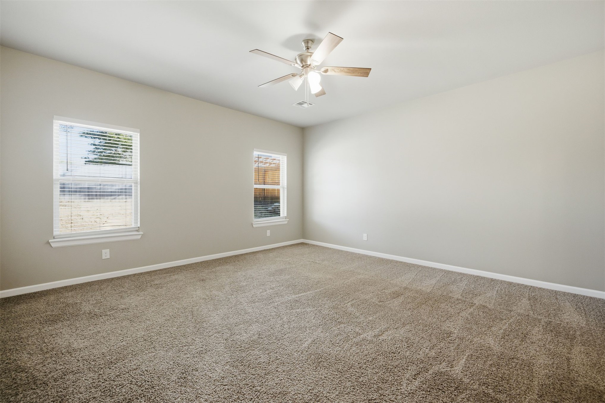 3306 Heritage Hills Parkway Property Photo 14