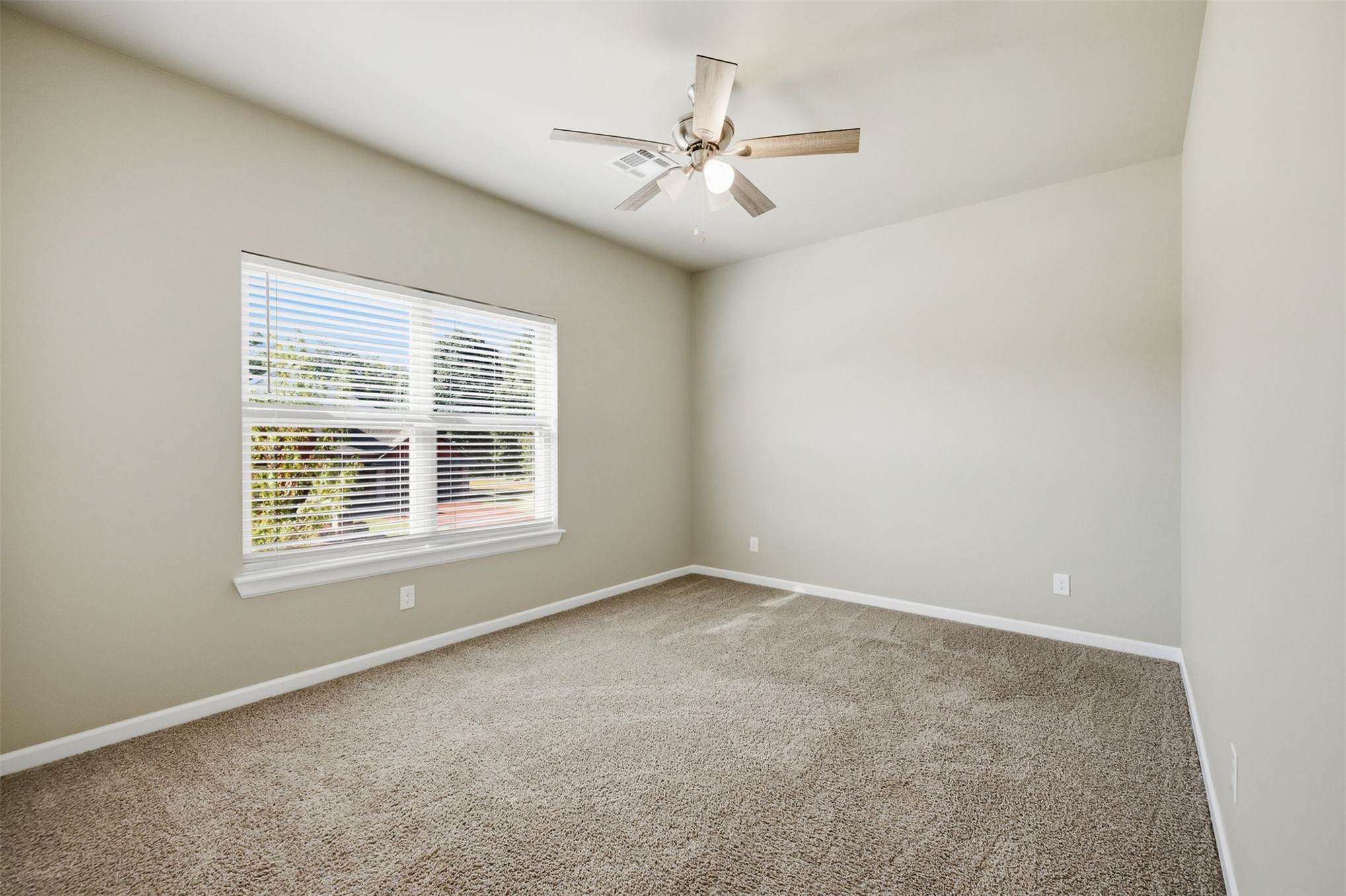 3306 Heritage Hills Parkway Property Photo 21