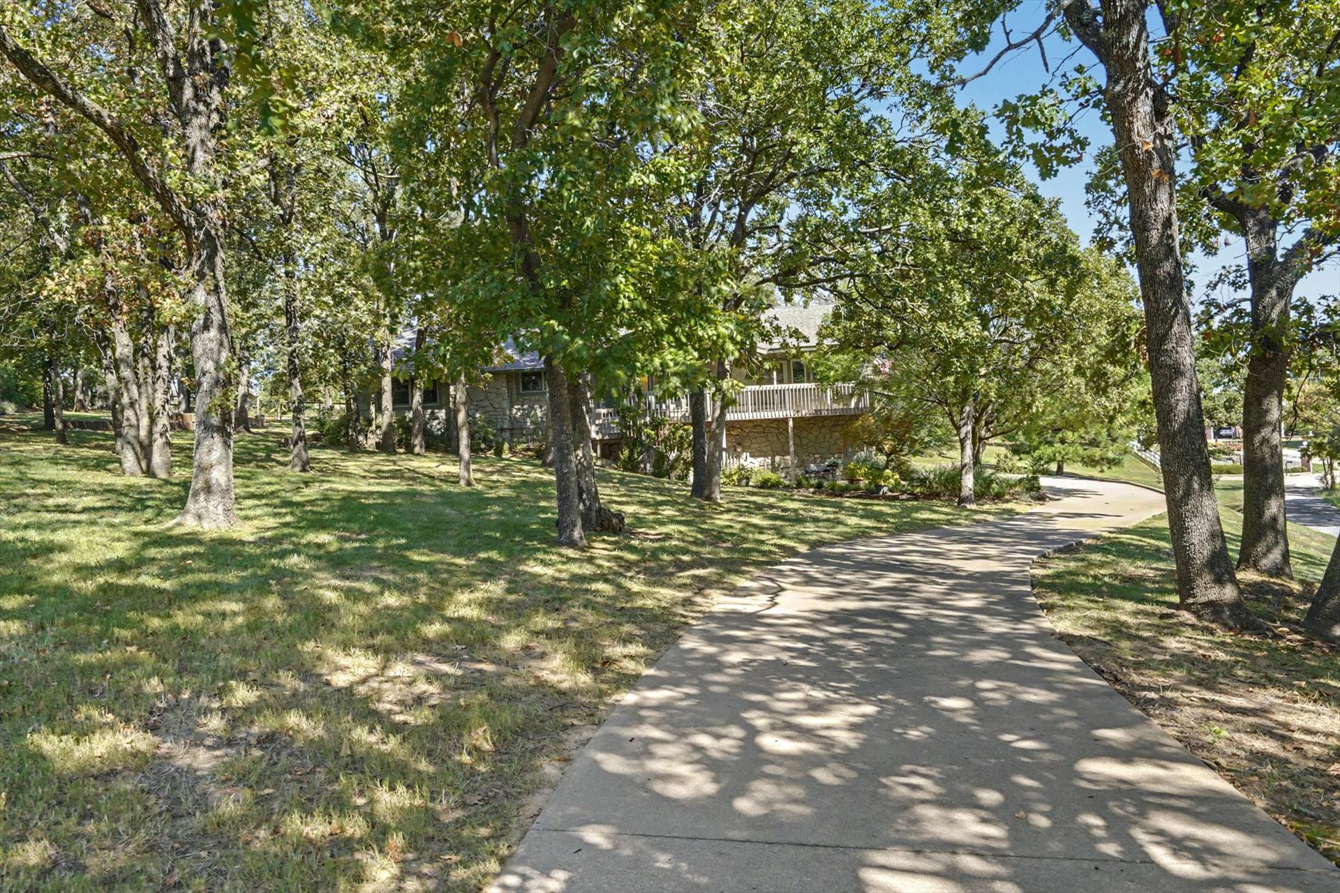 200 Belle Lane Property Photo 2