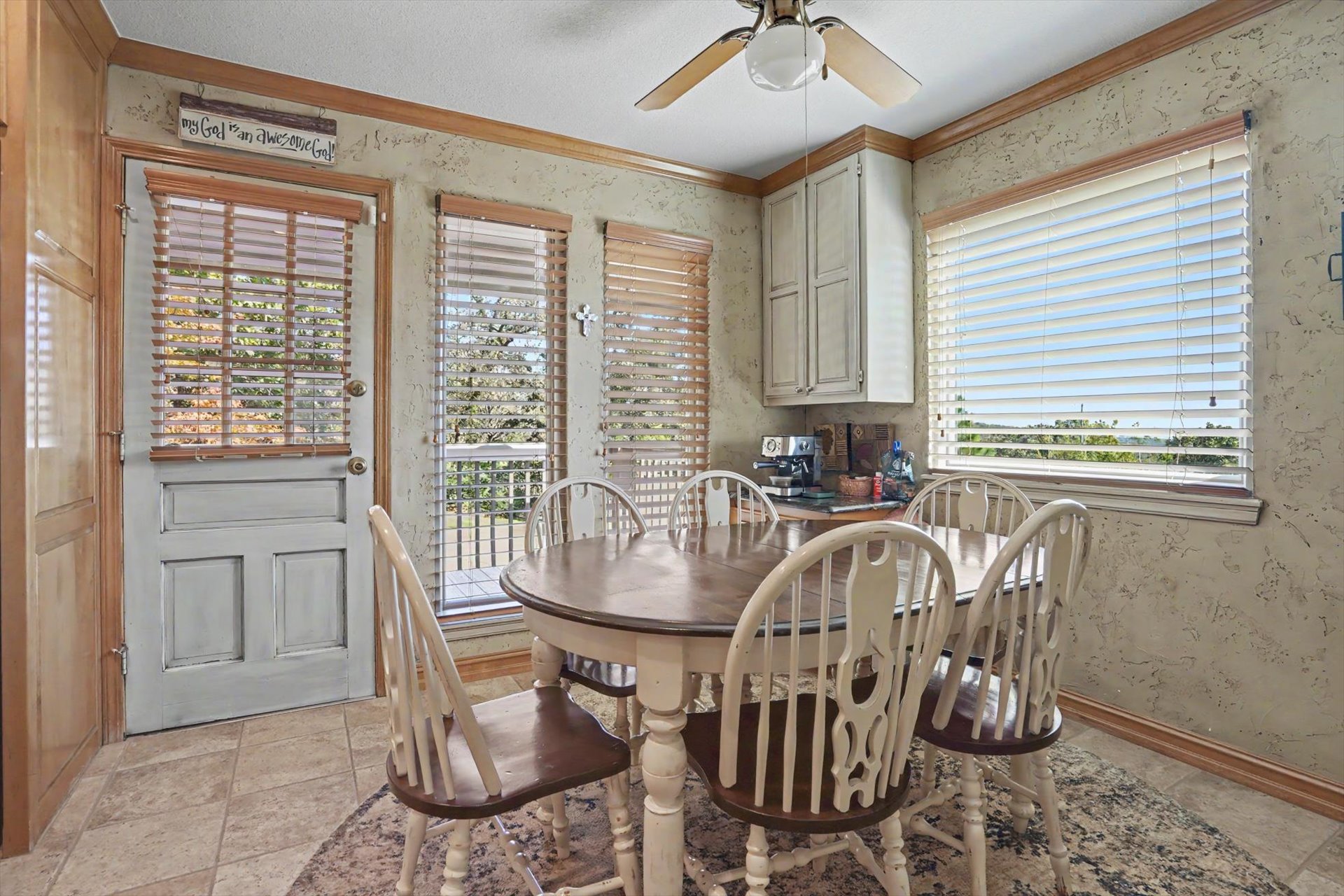 200 Belle Lane Property Photo 11