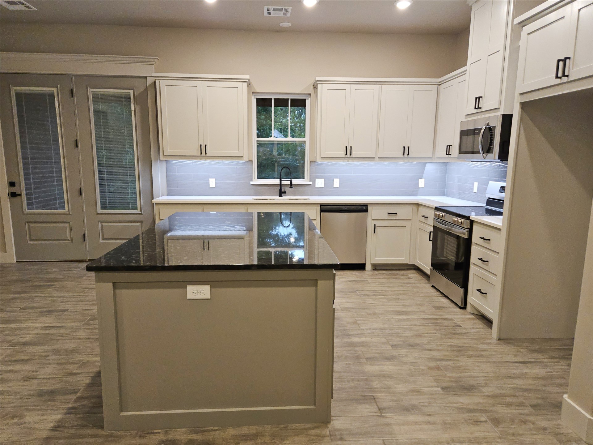 302 Oak Ridge Road Property Photo 10