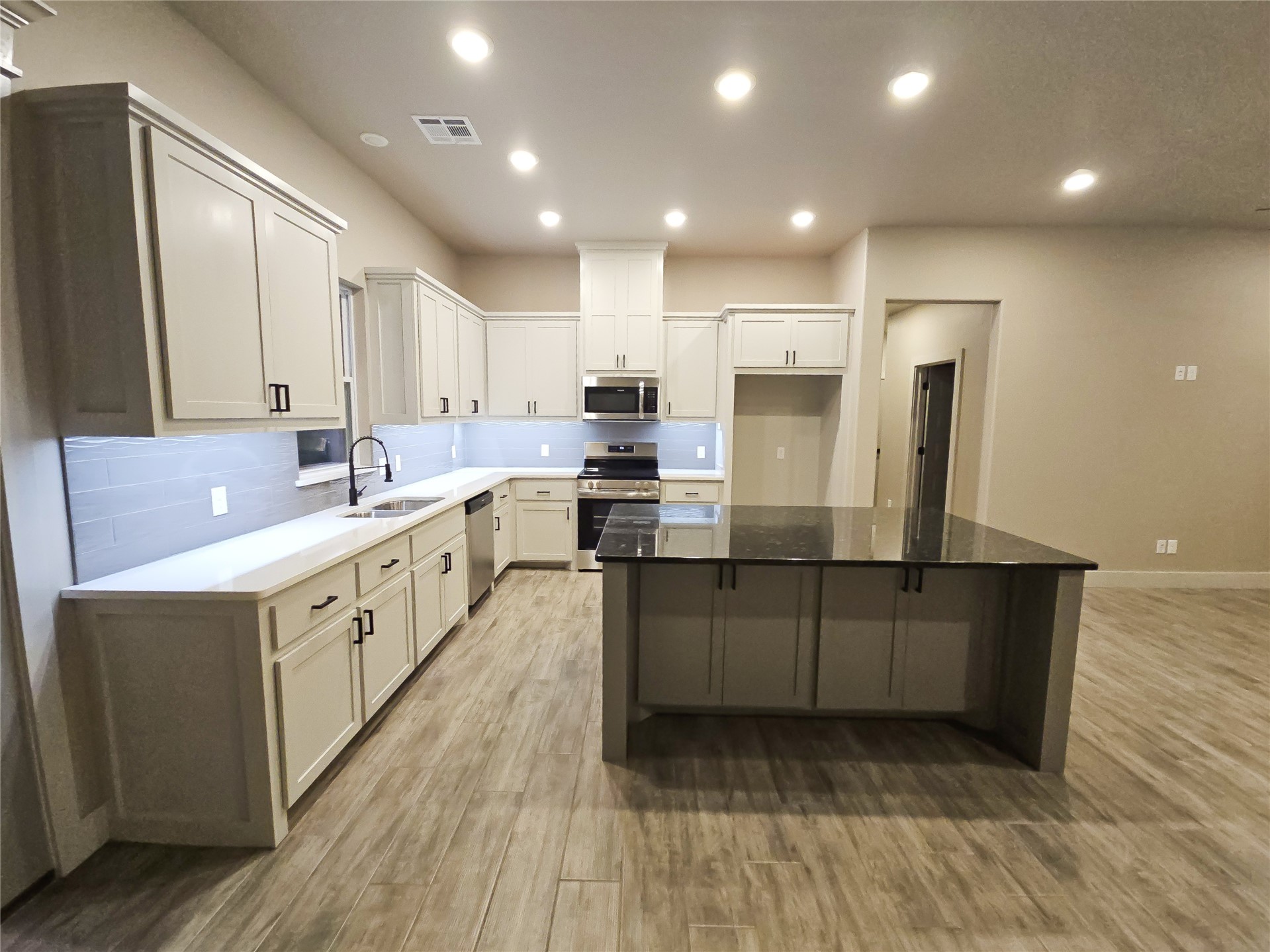 302 Oak Ridge Road Property Photo 14