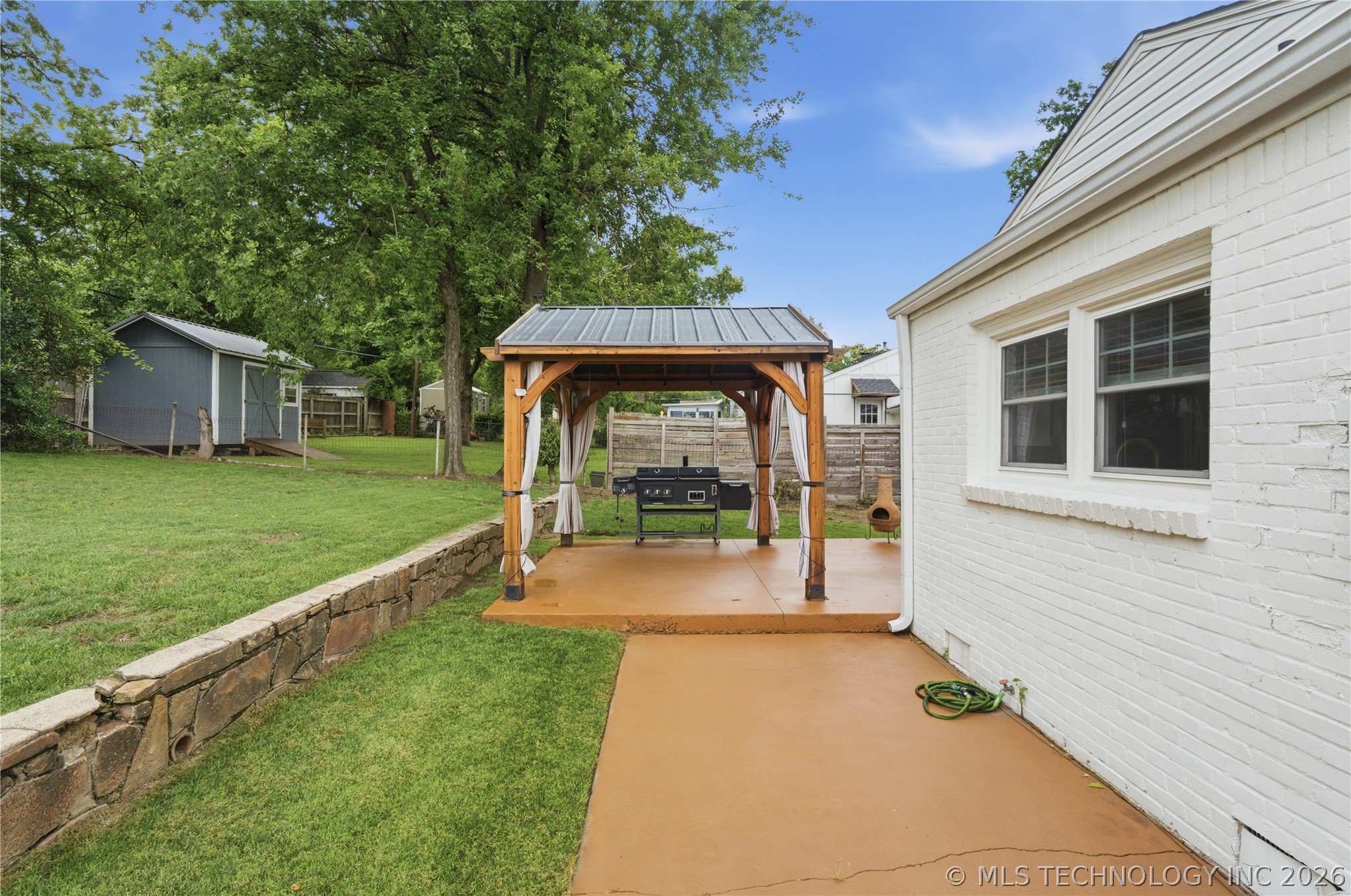 1233 E 31st Street Property Photo 28