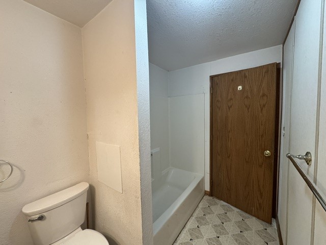 918 Orchard Street Property Photo 4