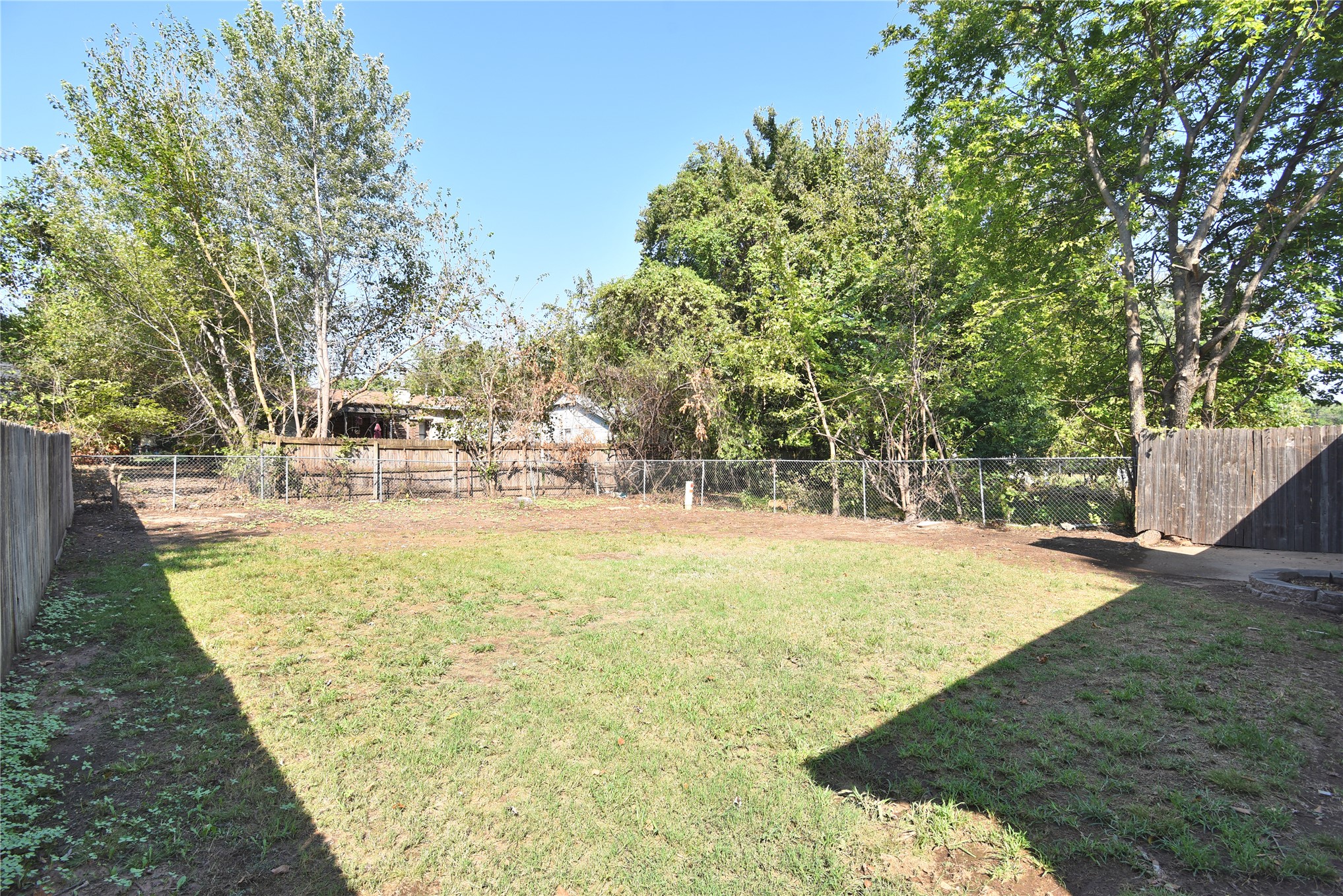4902 S Hickory Avenue Property Photo 24