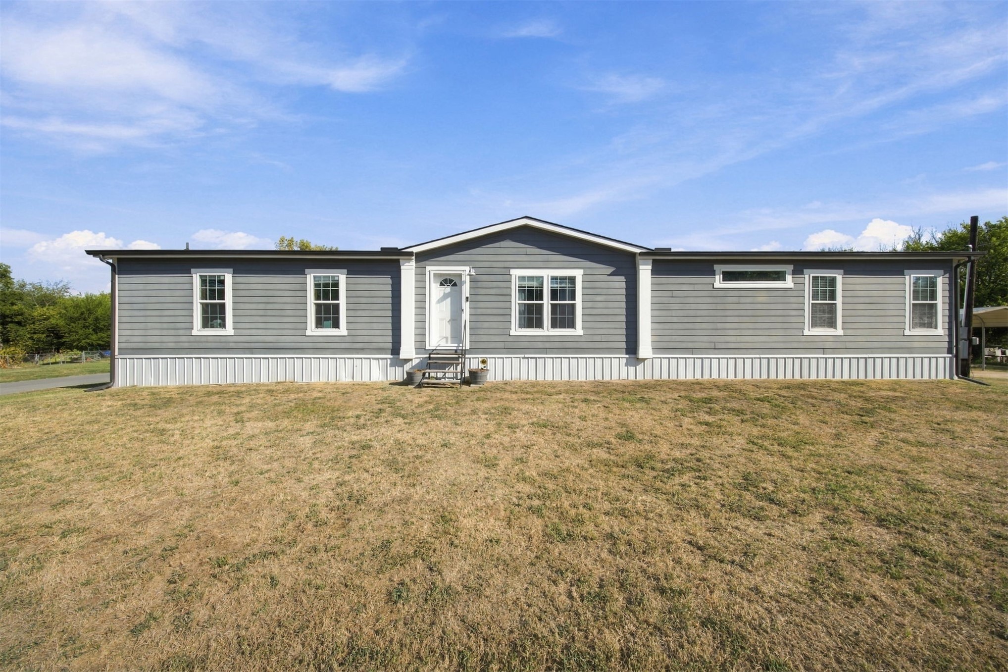 919 W Federal Street Property Photo 1