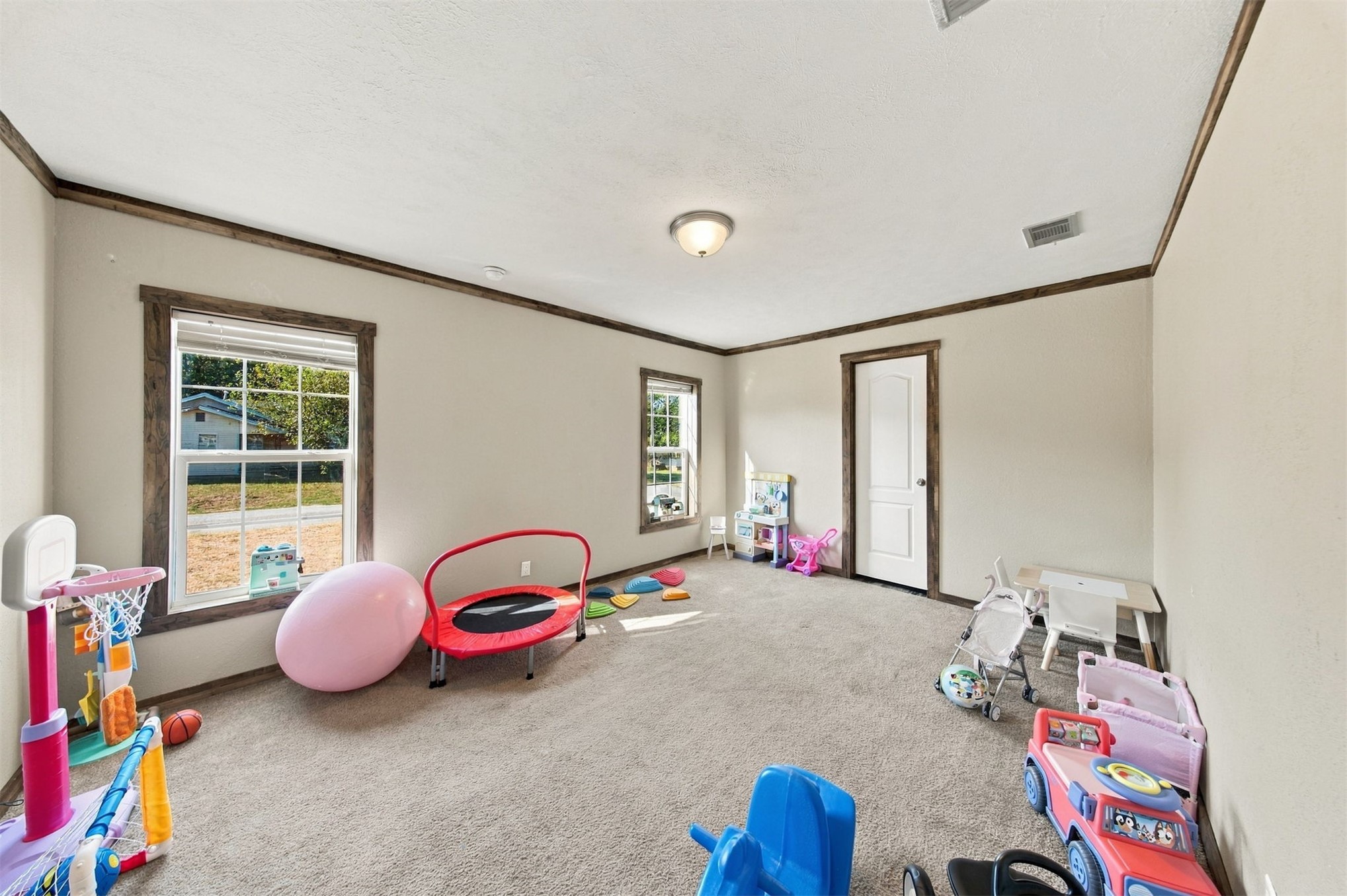 919 W Federal Street Property Photo 18