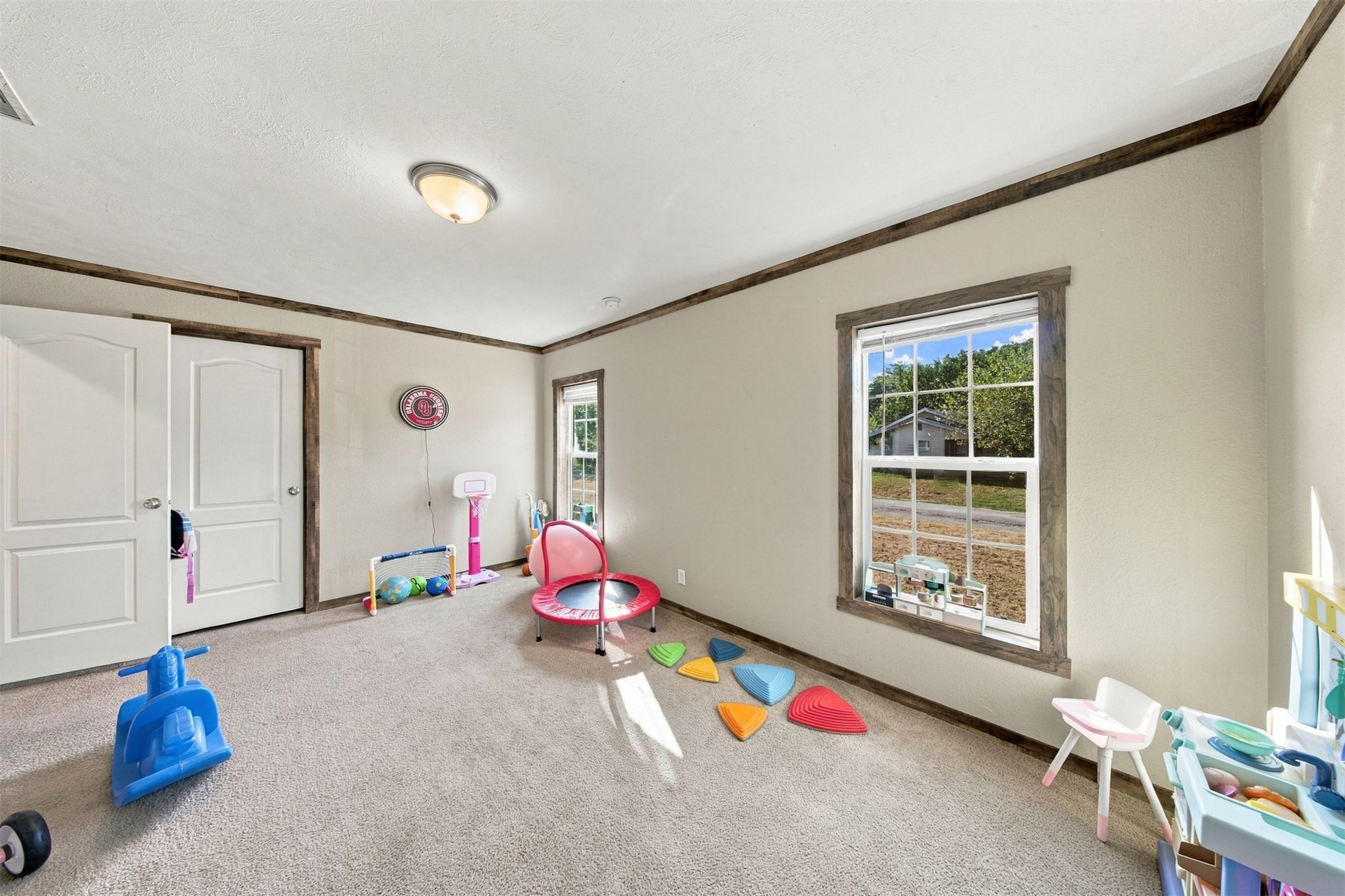 919 W Federal Street Property Photo 19