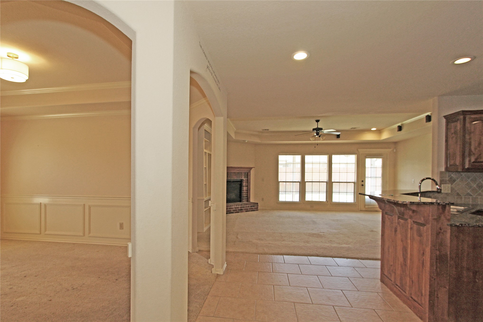 12534 S Cedar Place Property Photo 4