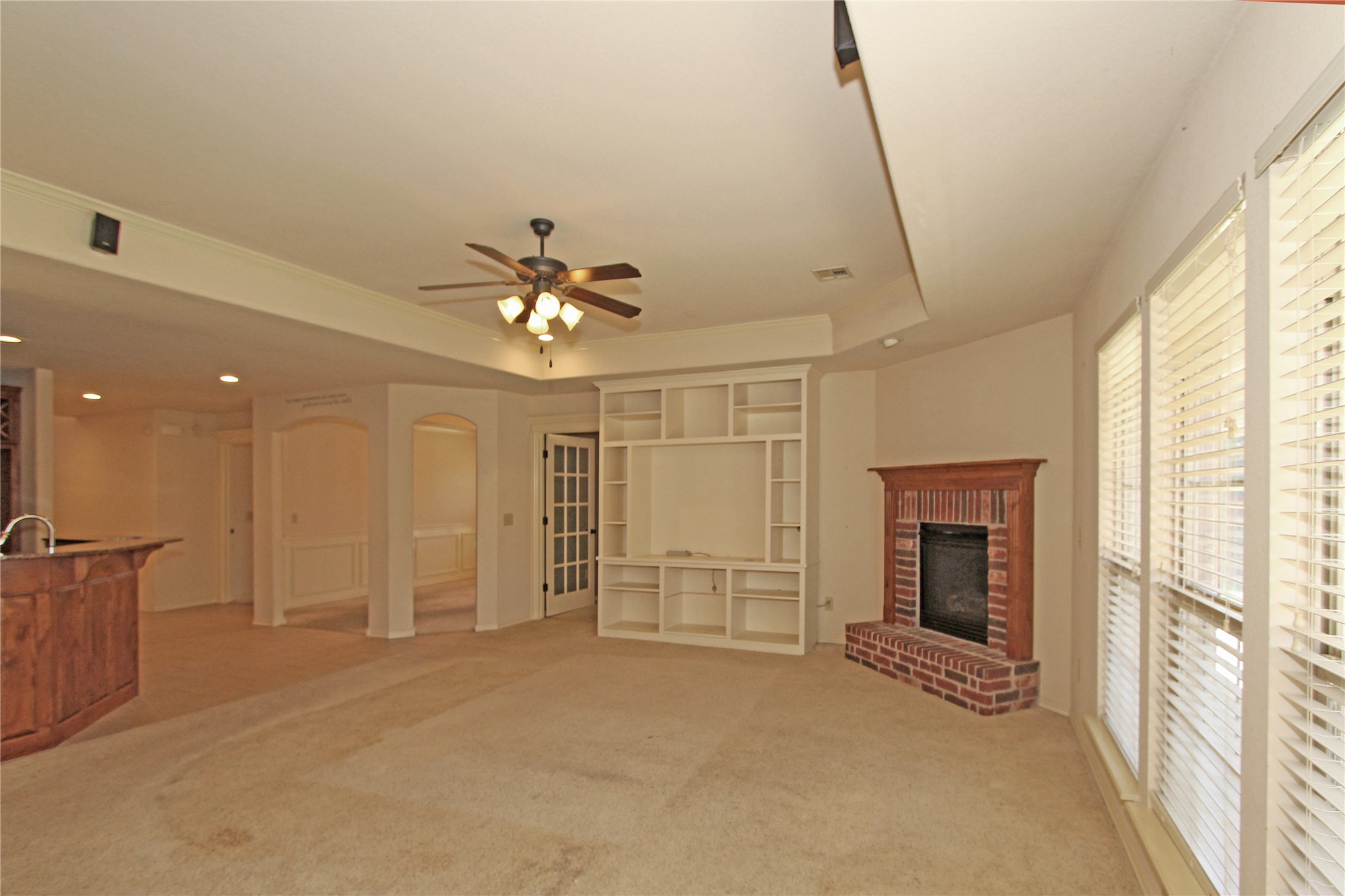 12534 S Cedar Place Property Photo 5