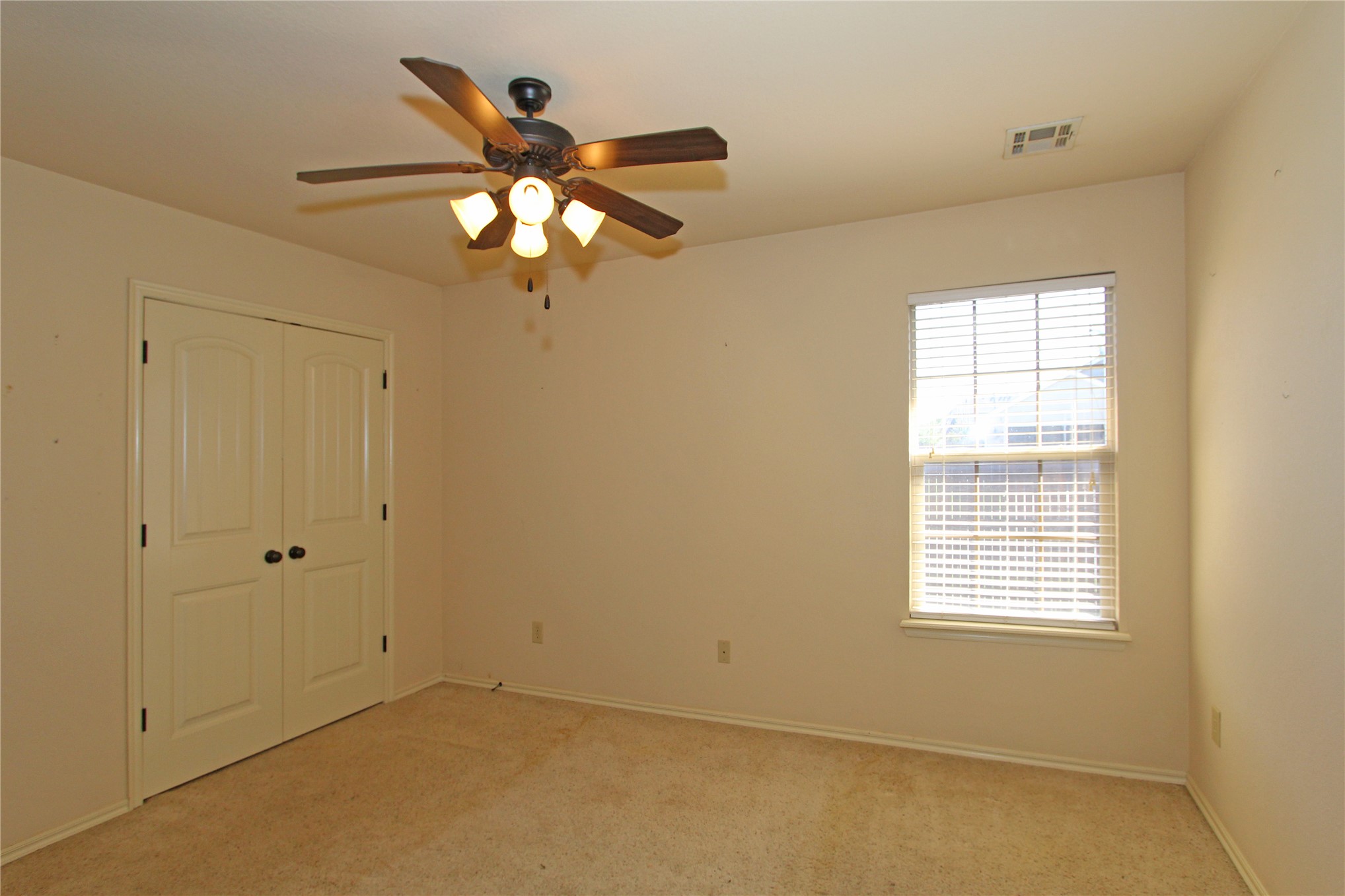 12534 S Cedar Place Property Photo 7