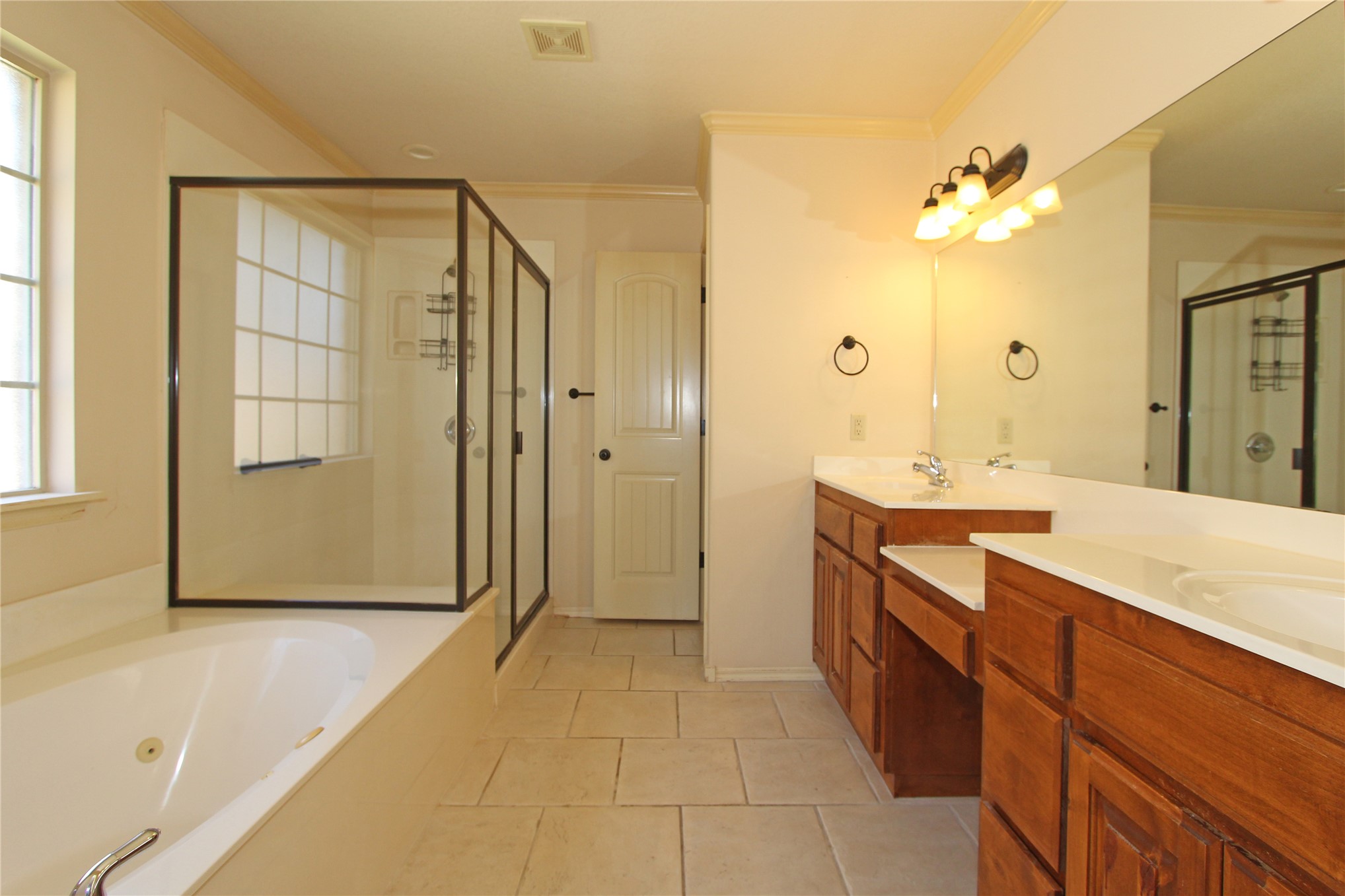 12534 S Cedar Place Property Photo 16