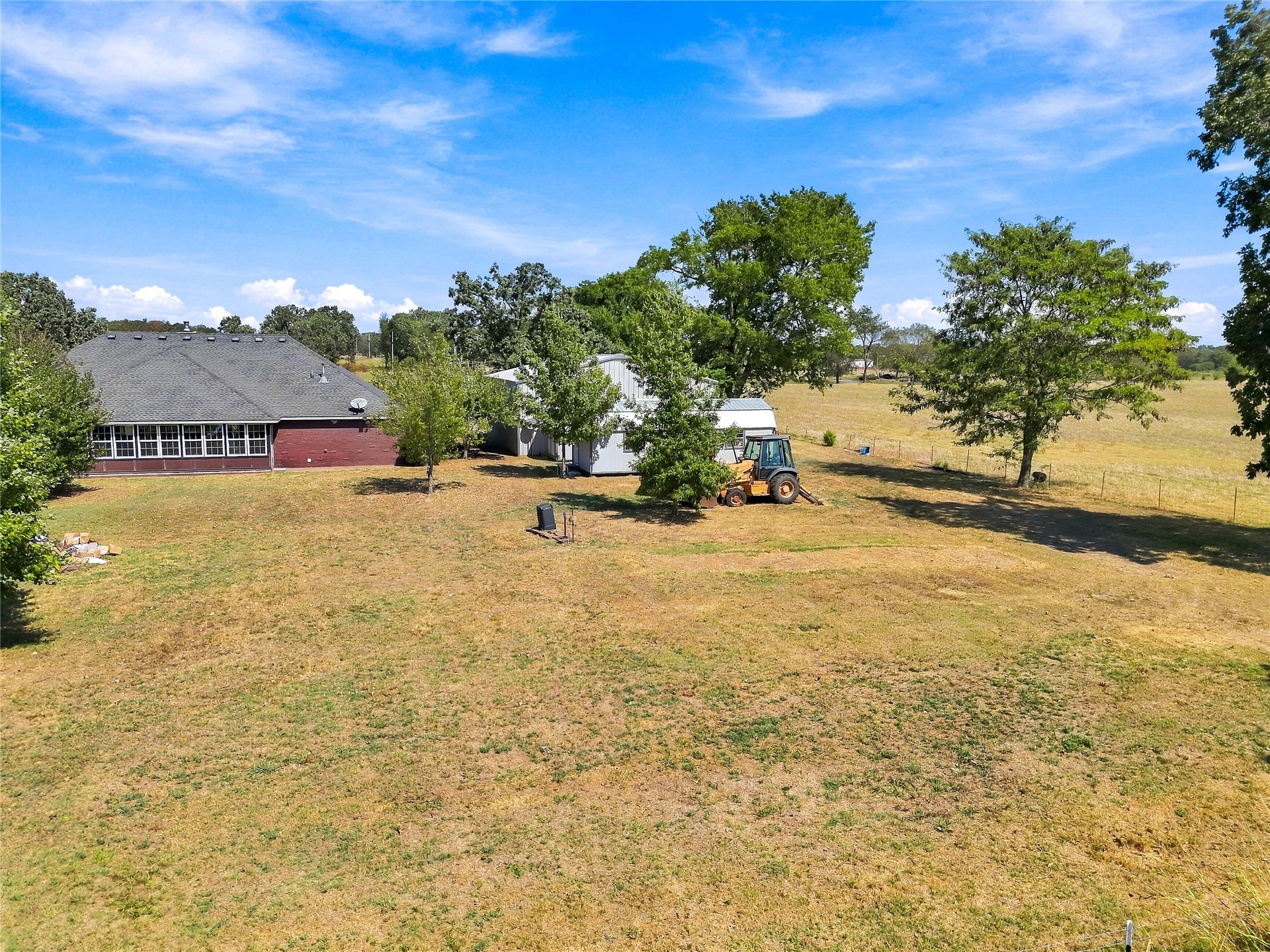 472732 E 650 Road Property Photo 8