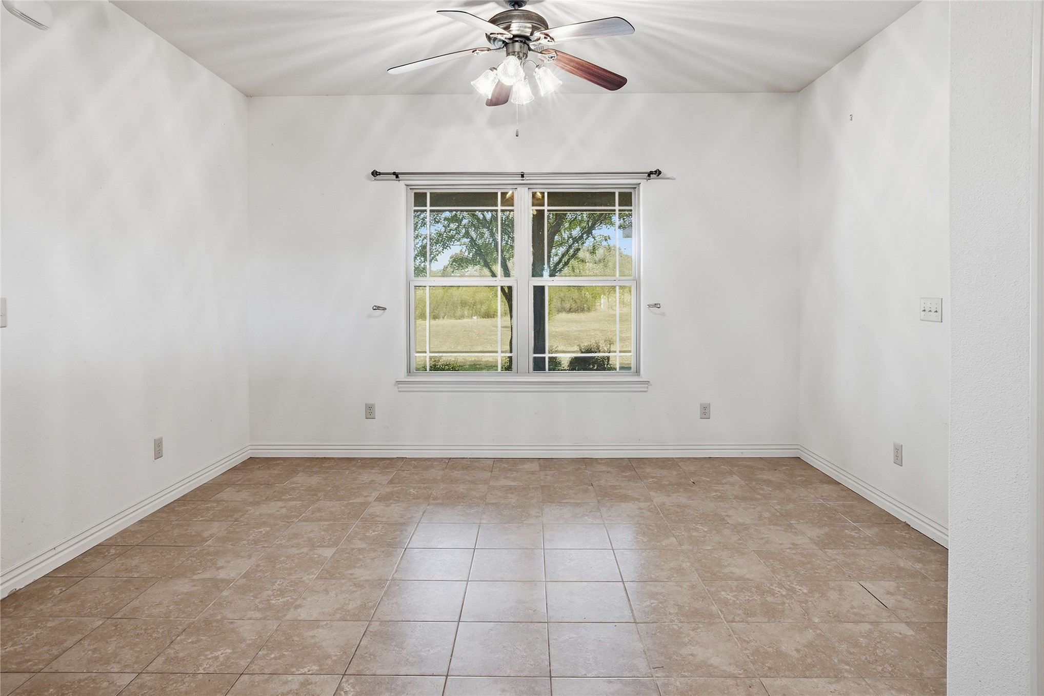 472732 E 650 Road Property Photo 19