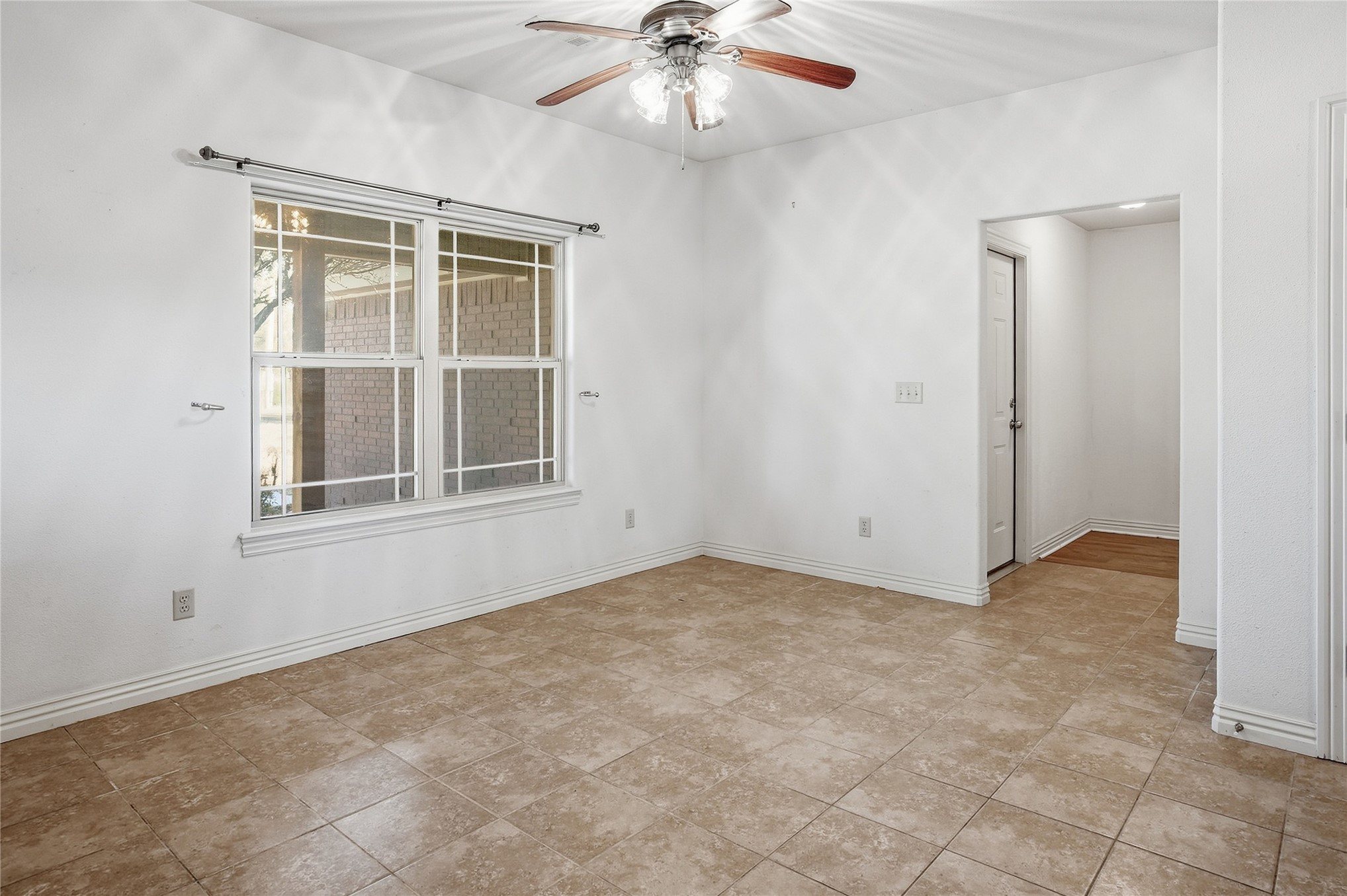 472732 E 650 Road Property Photo 20
