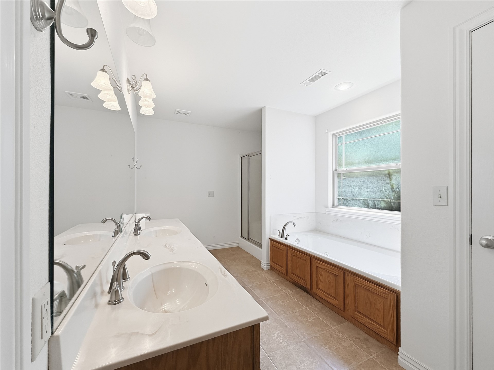 472732 E 650 Road Property Photo 26