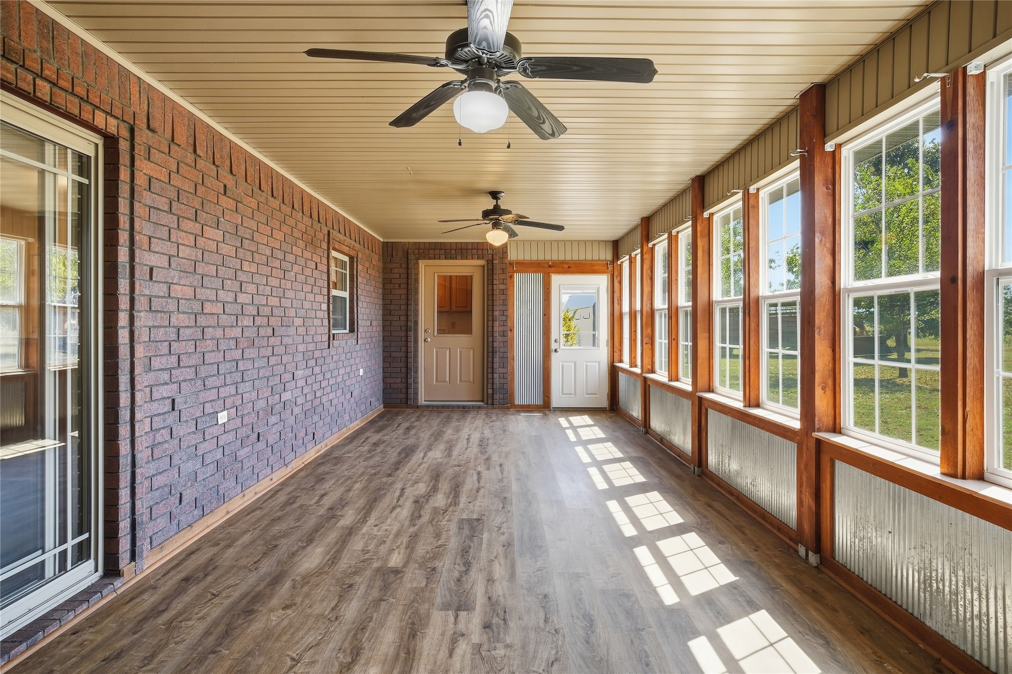 472732 E 650 Road Property Photo 30