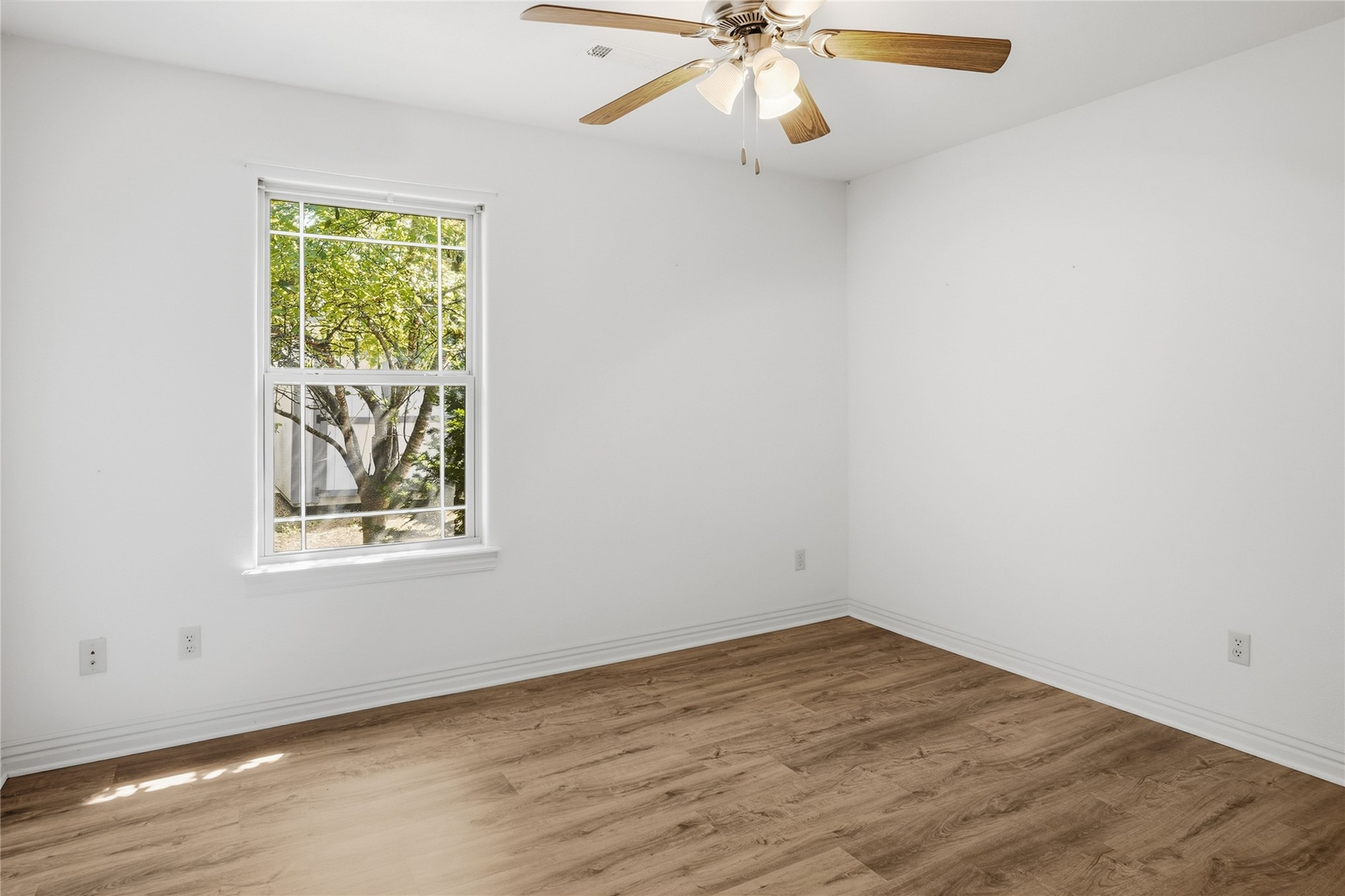 472732 E 650 Road Property Photo 35