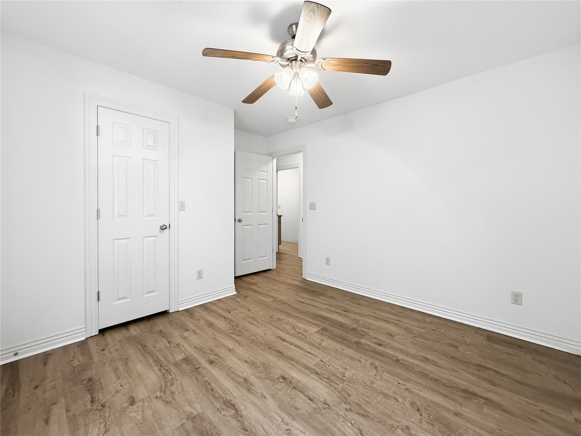 472732 E 650 Road Property Photo 36
