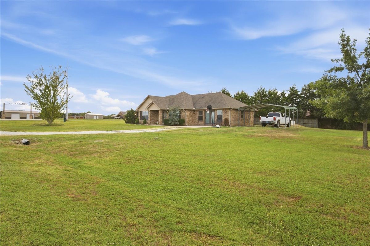 831 Cardinal Property Photo 4
