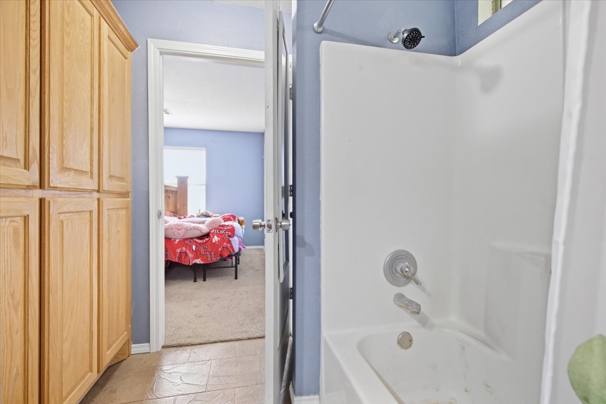 831 Cardinal Property Photo 18