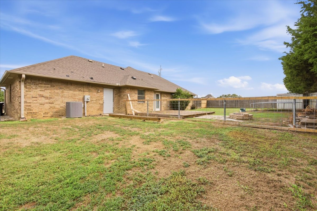 831 Cardinal Property Photo 27