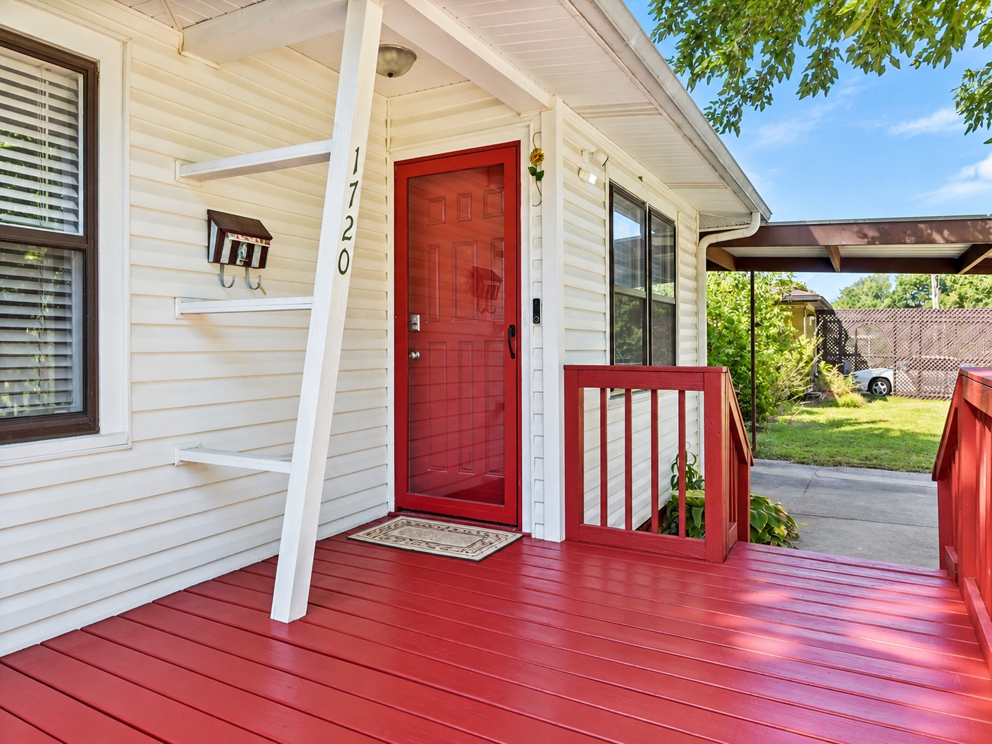 1720 Easley Property Photo 3