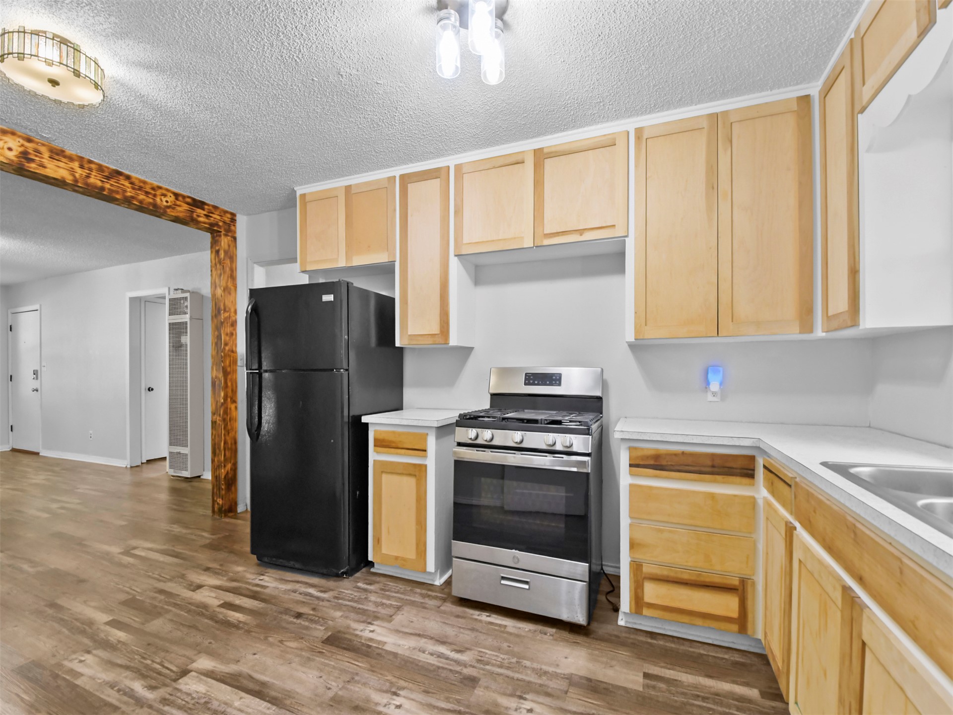 1720 Easley Property Photo 9