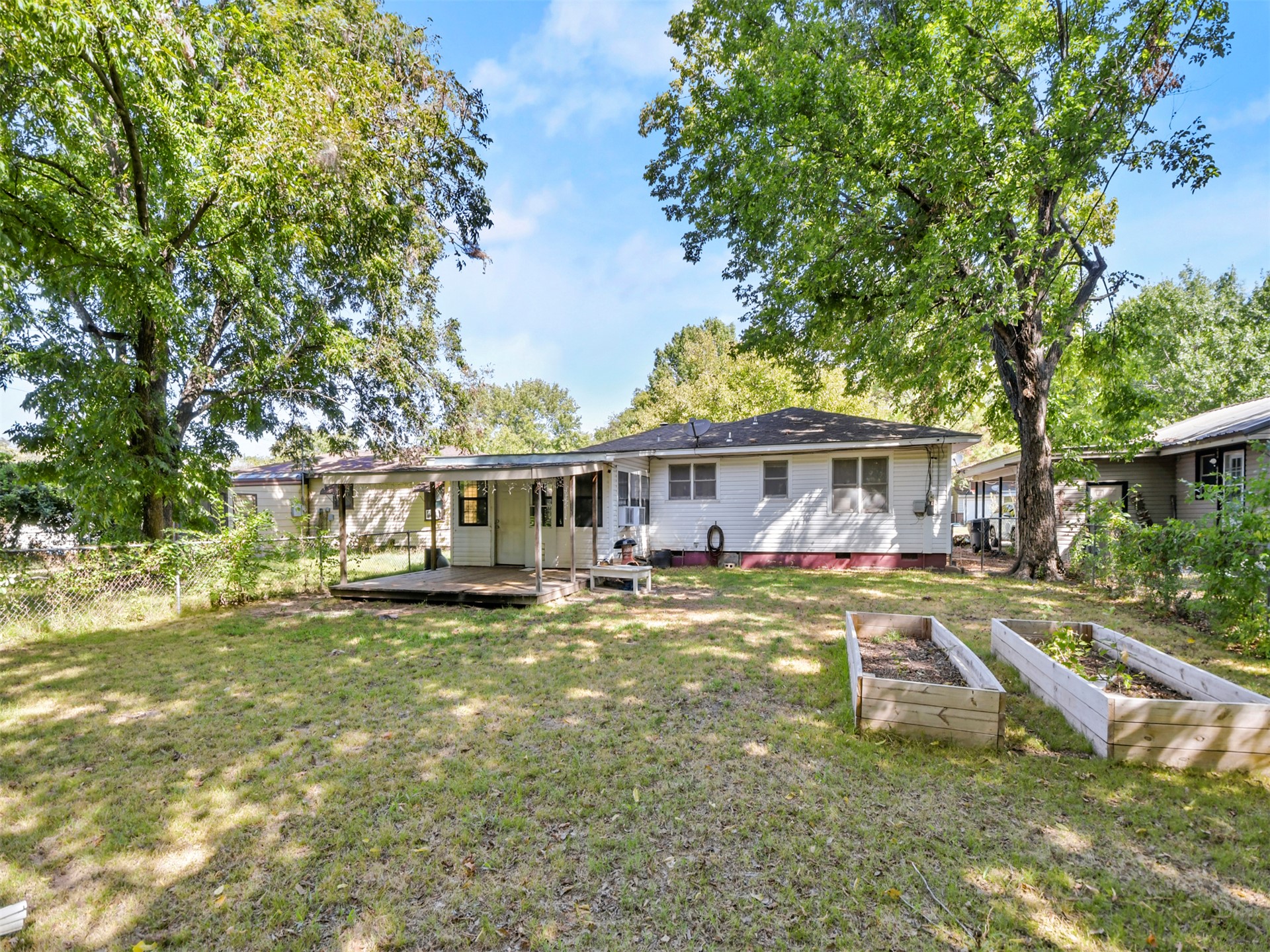 1720 Easley Property Photo 21