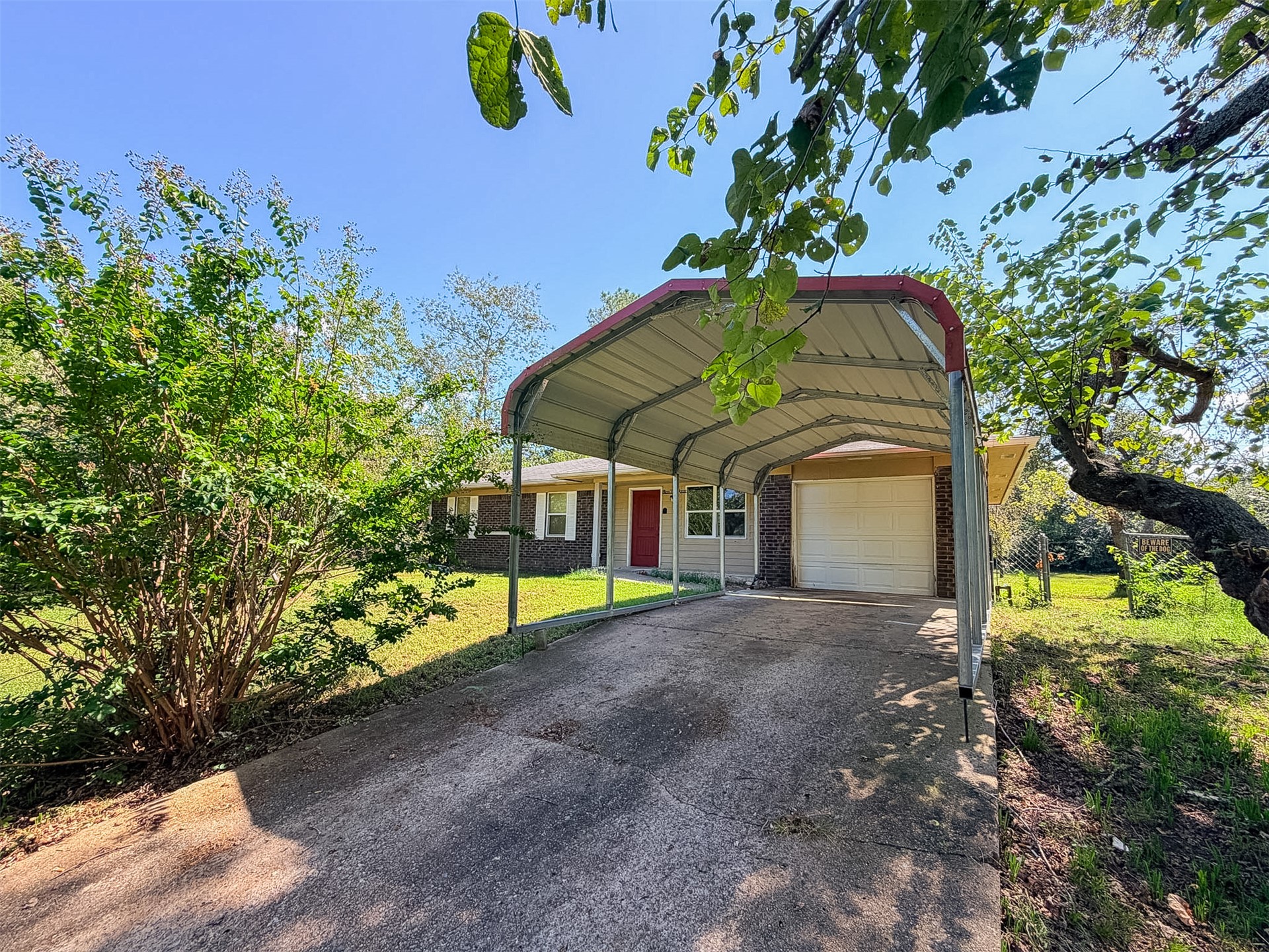 21814 S Ginger Drive Property Photo 3