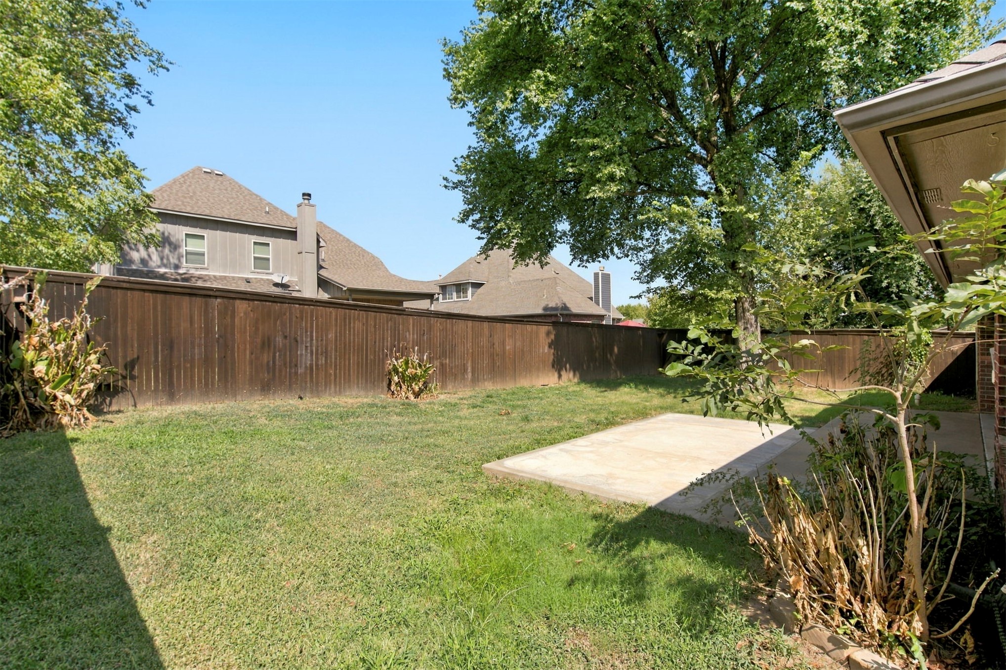 1816 E Laredo Street Property Photo 23