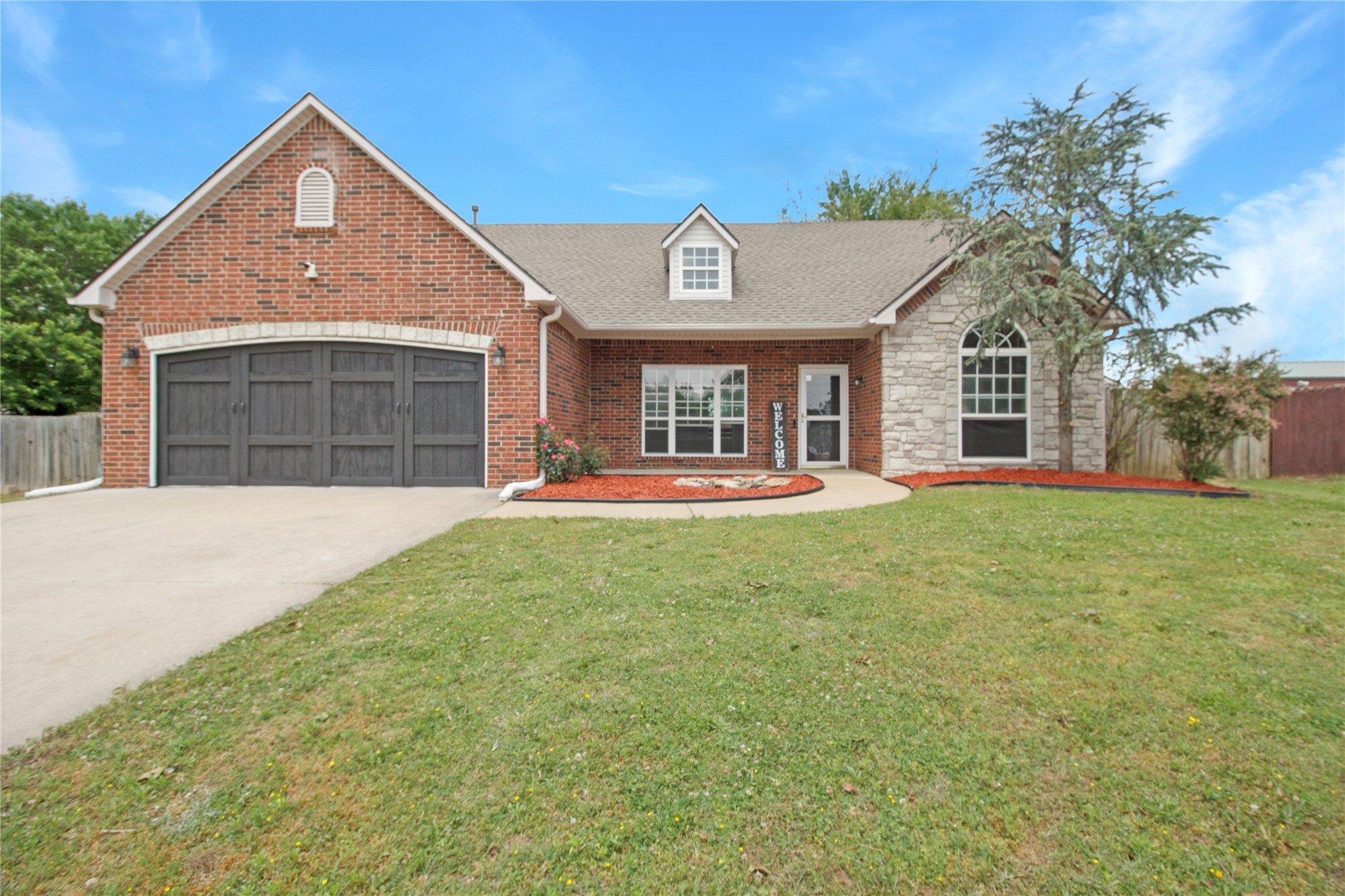 2602 SW Wolf Run Drive