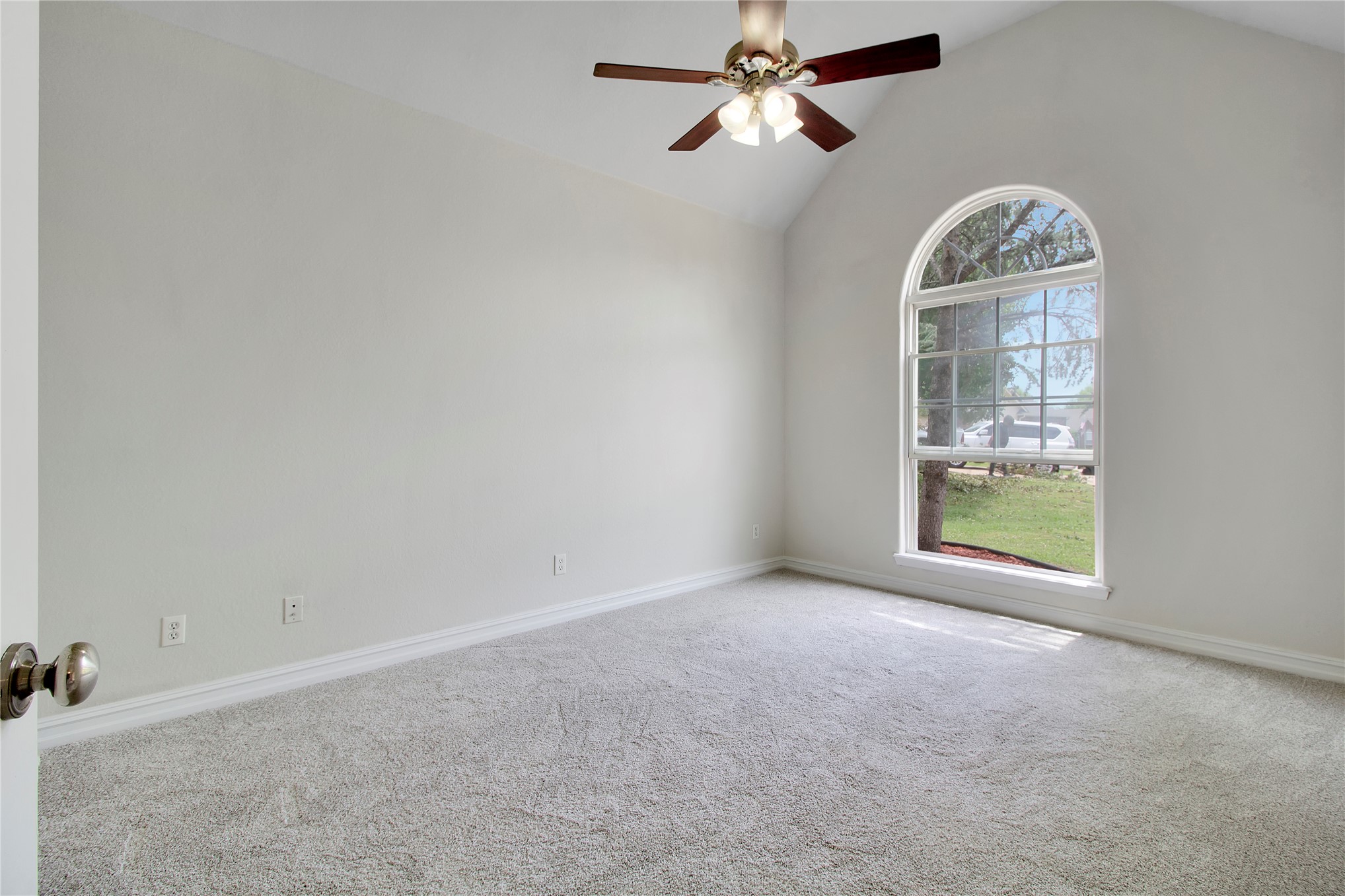 2602 Sw Wolf Run Drive Property Photo 7