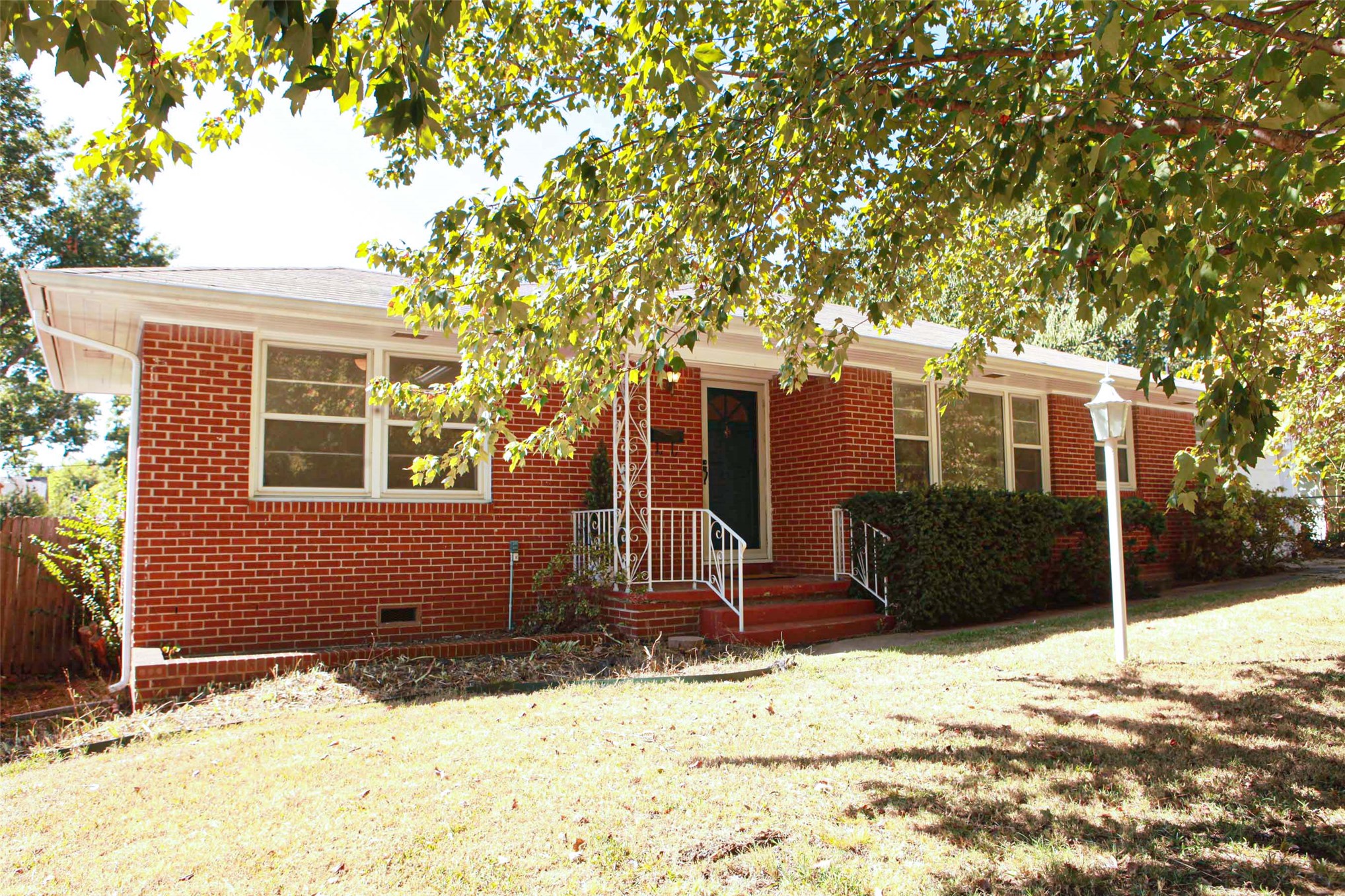 5312 E 3rd Street Property Photo 3