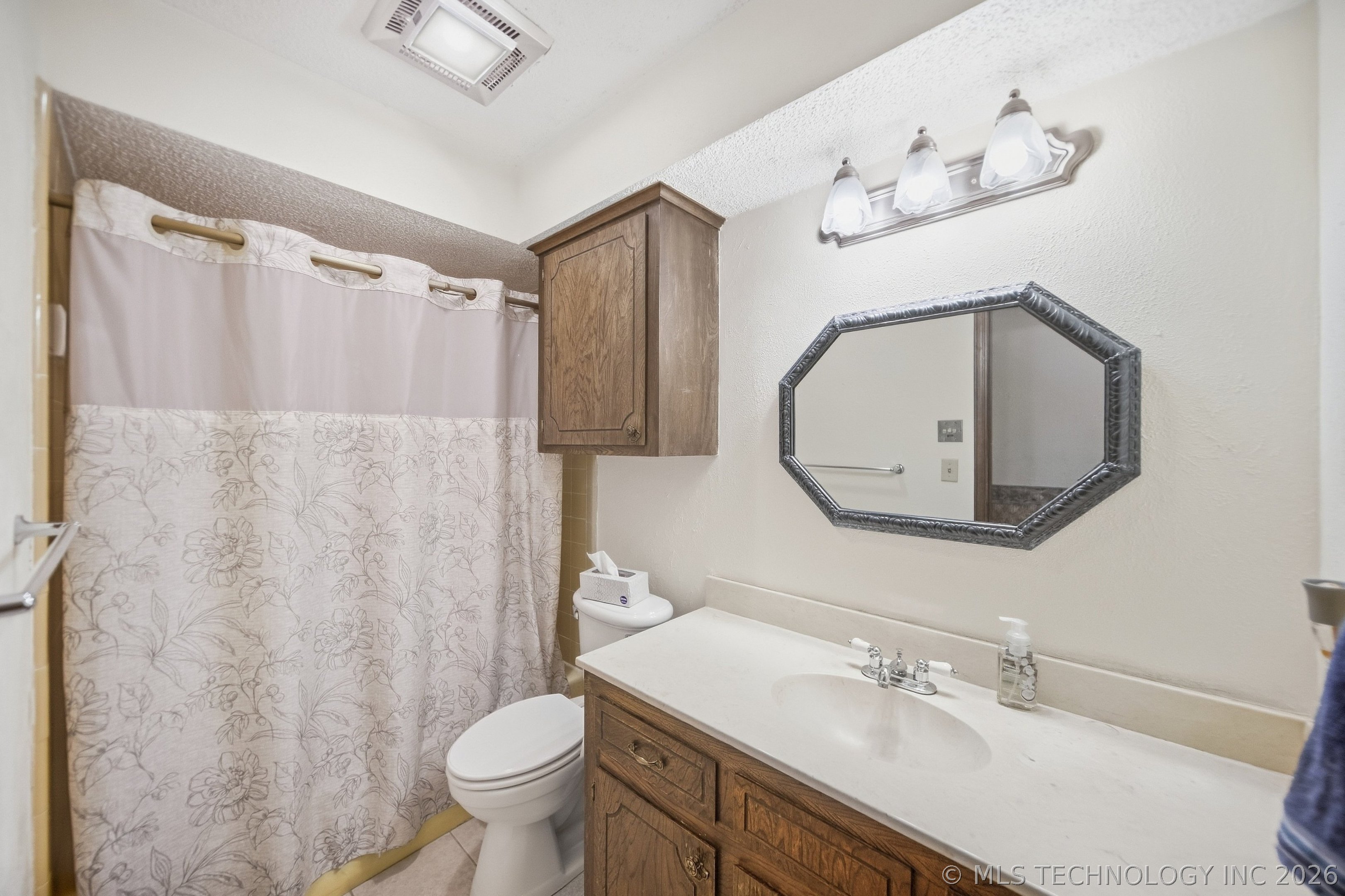 1011 E Teresa Avenue Property Photo 20