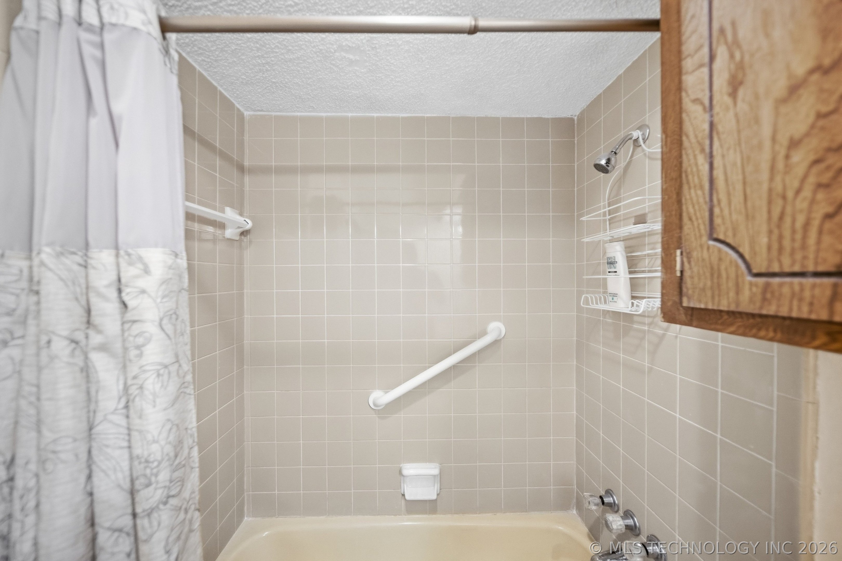 1011 E Teresa Avenue Property Photo 21