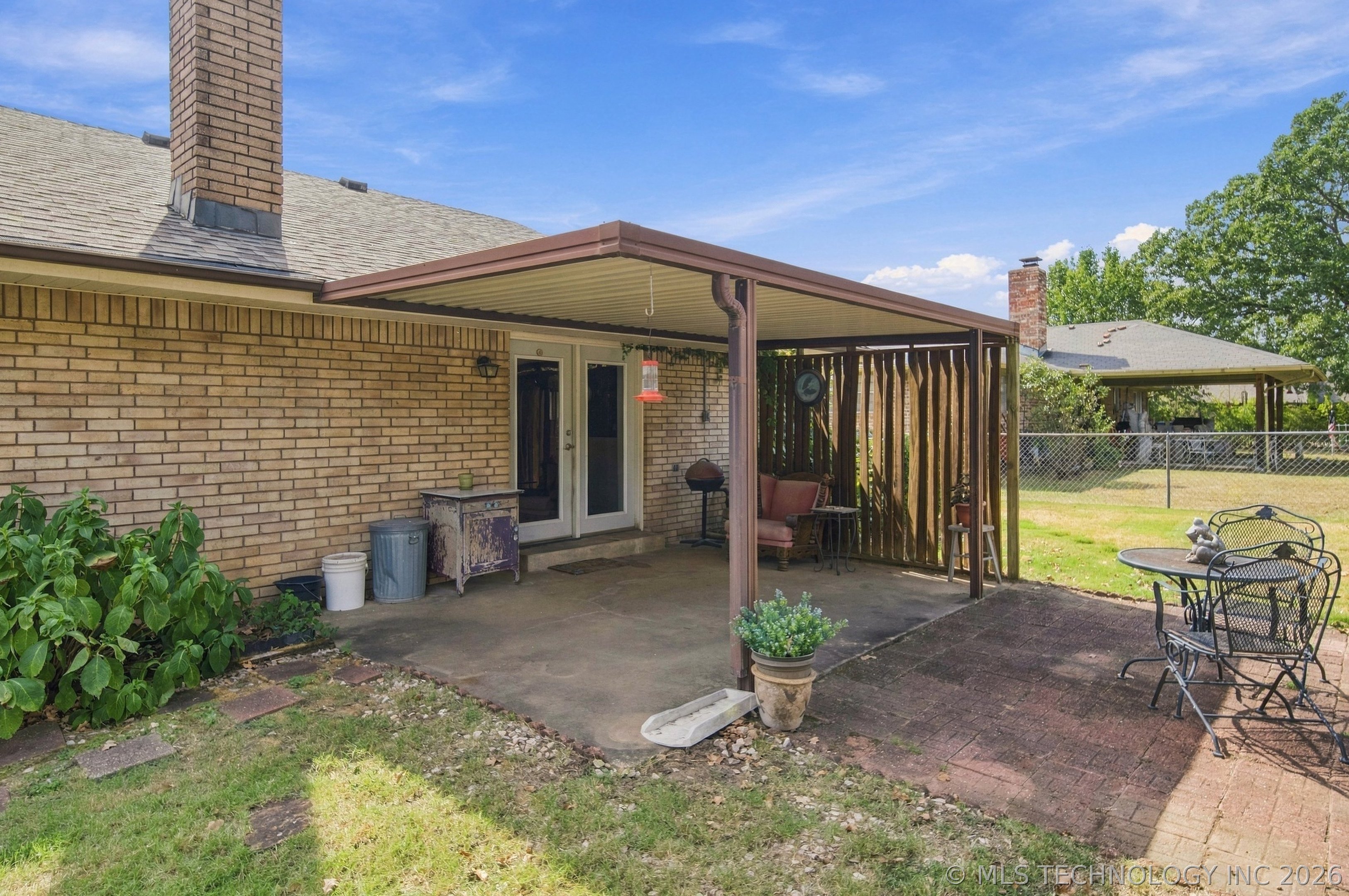 1011 E Teresa Avenue Property Photo 25