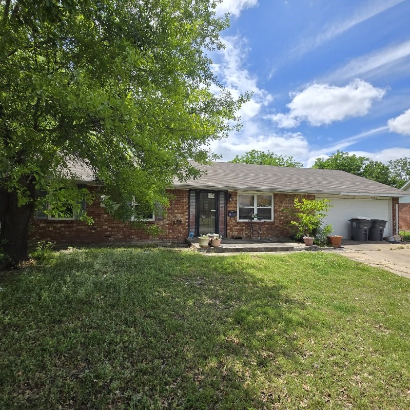 9006 E 48th Place
