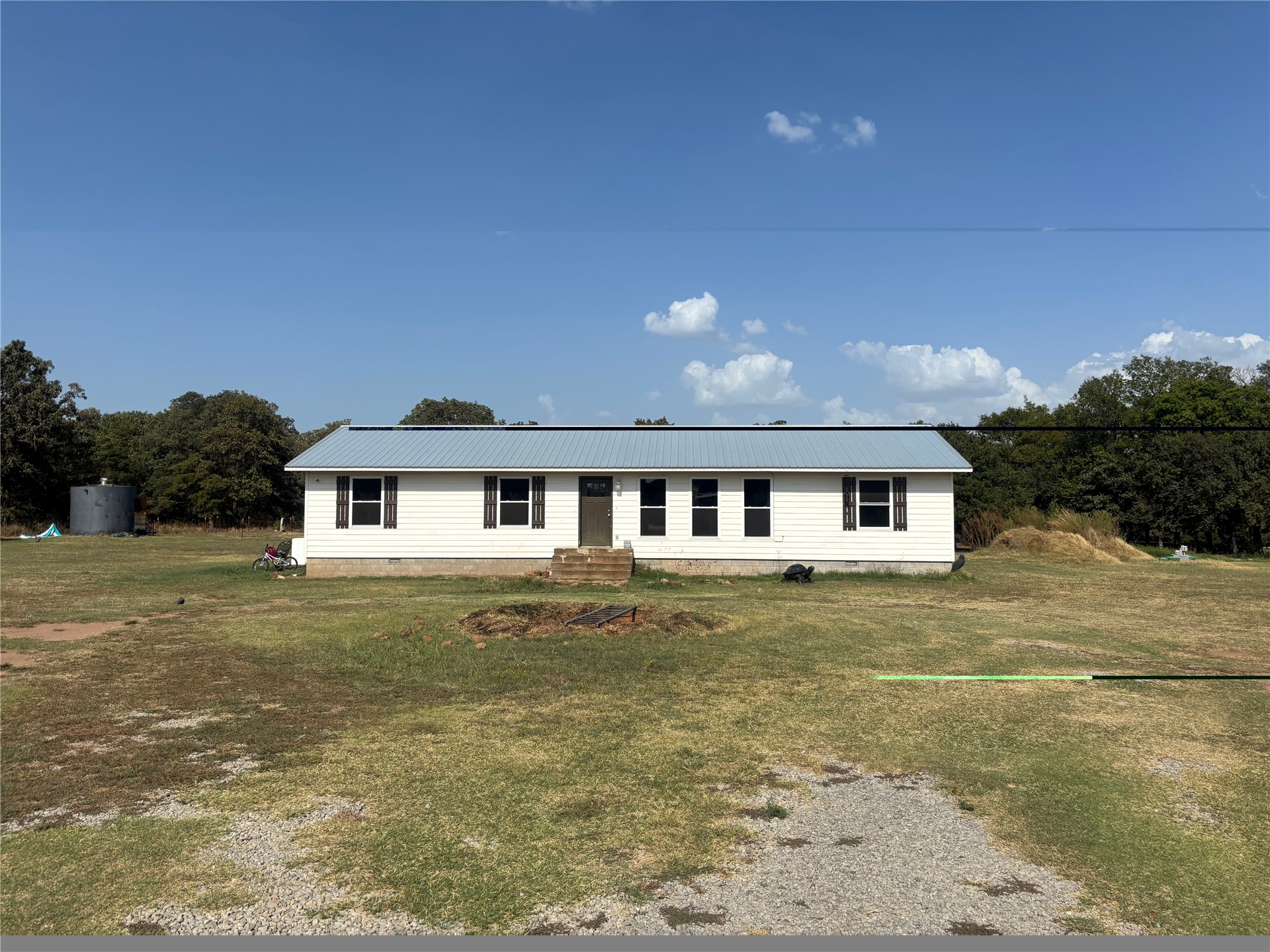 770590 S 3500 Road Property Photo 1
