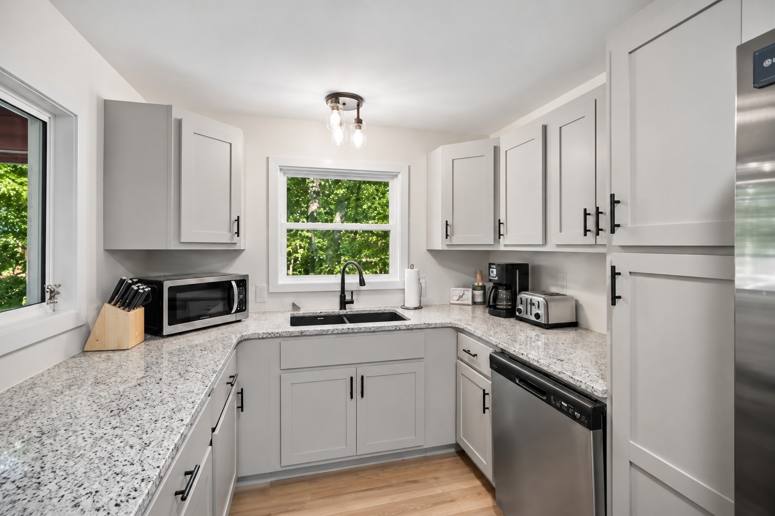 10113 Flint Ridge Drive Property Photo 6