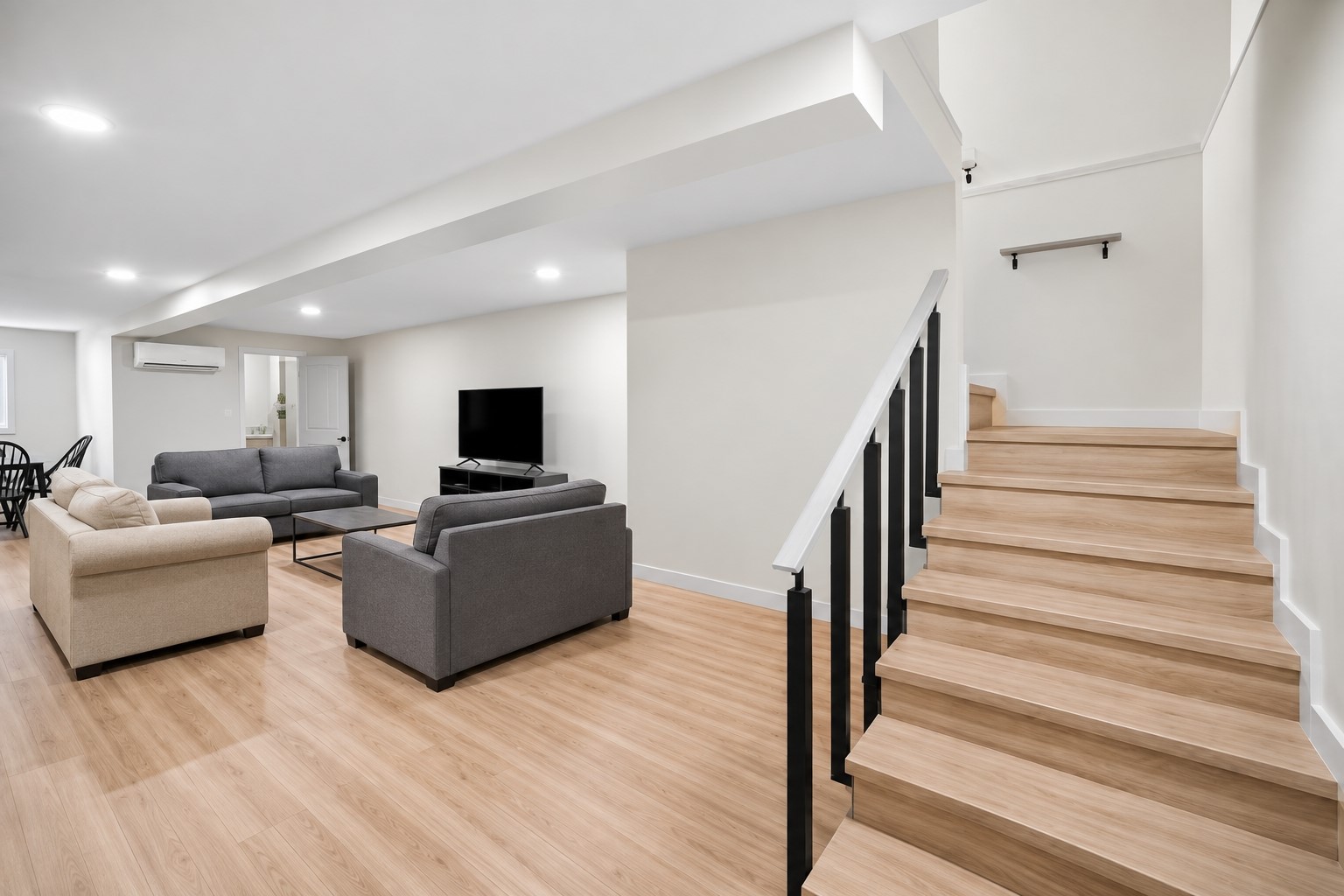 10113 Flint Ridge Drive Property Photo 13